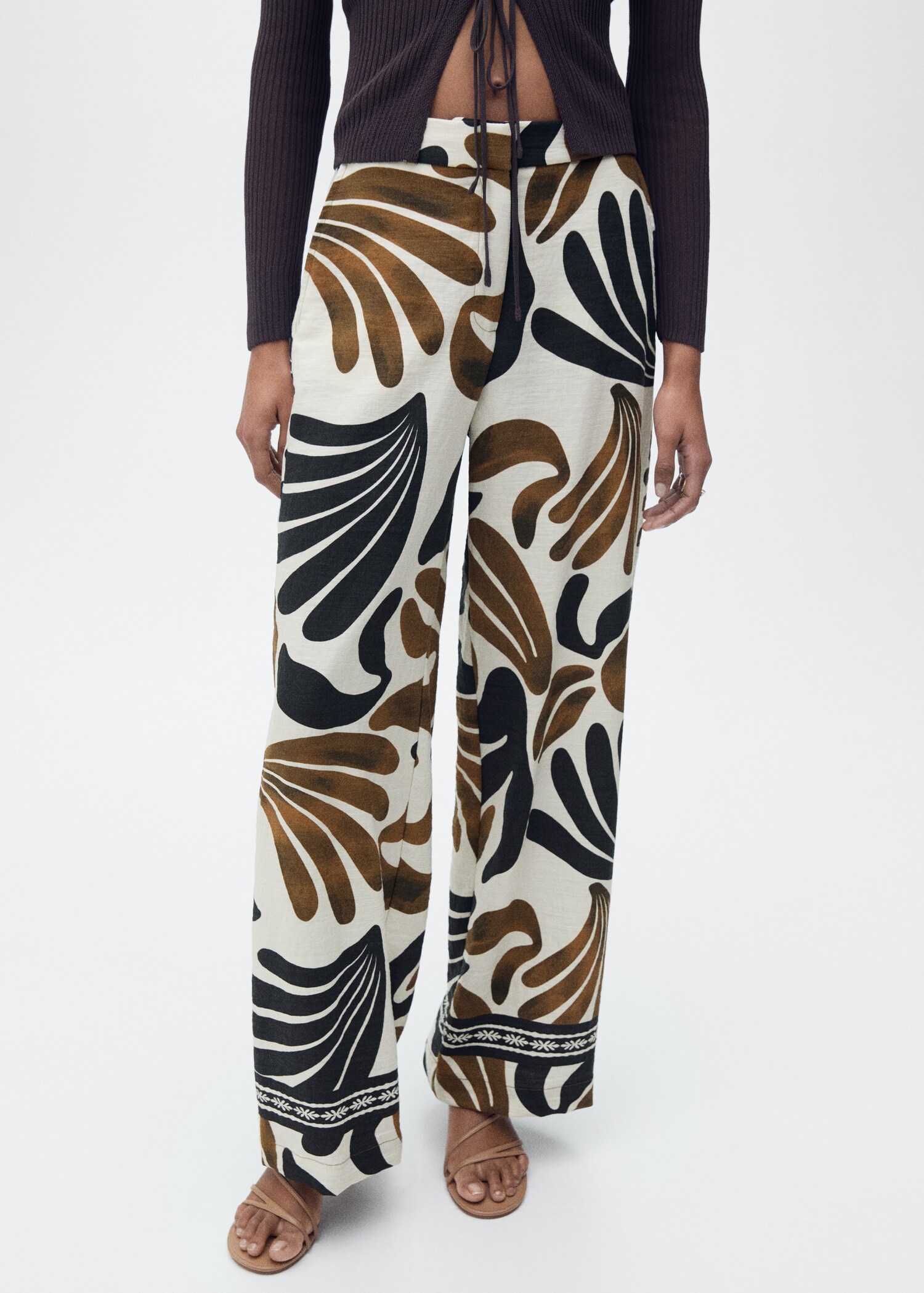 Pantalón wideleg estampado abstracto - Plano medio
