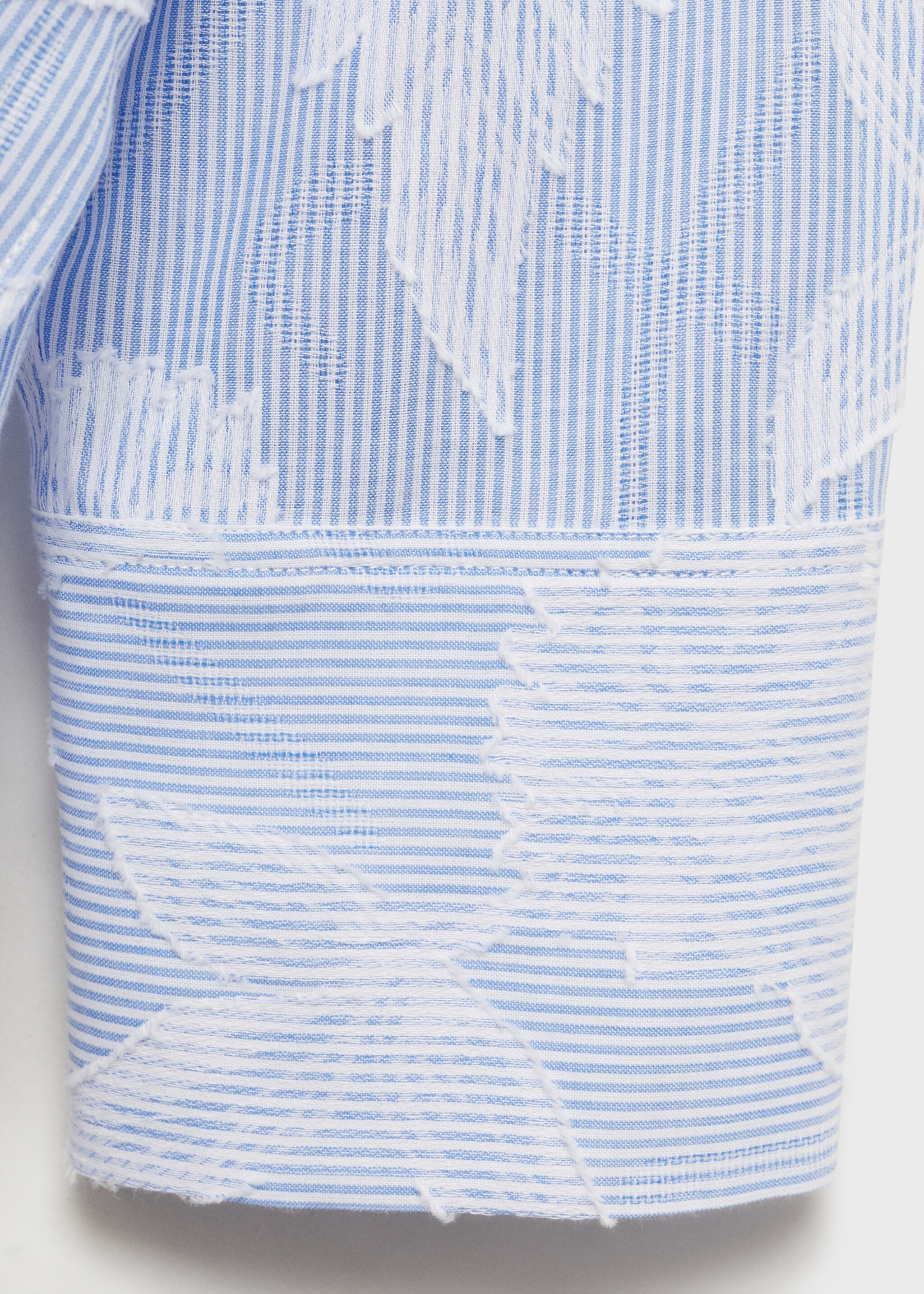 Gestreepte, geborduurde oversized blouse - Detail van het artikel 0