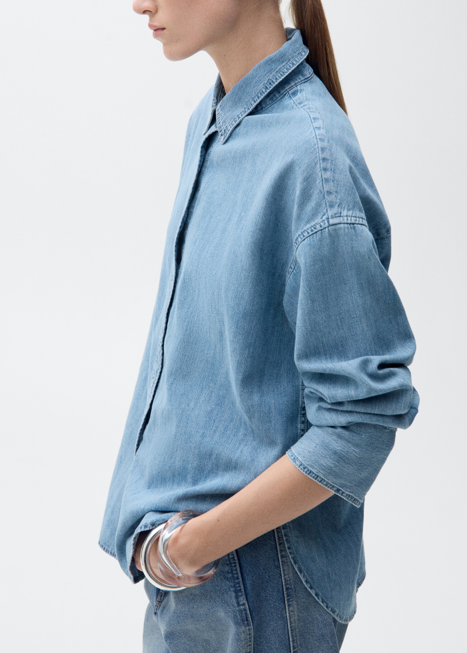 Oversized denim shirt - Details of the article 6