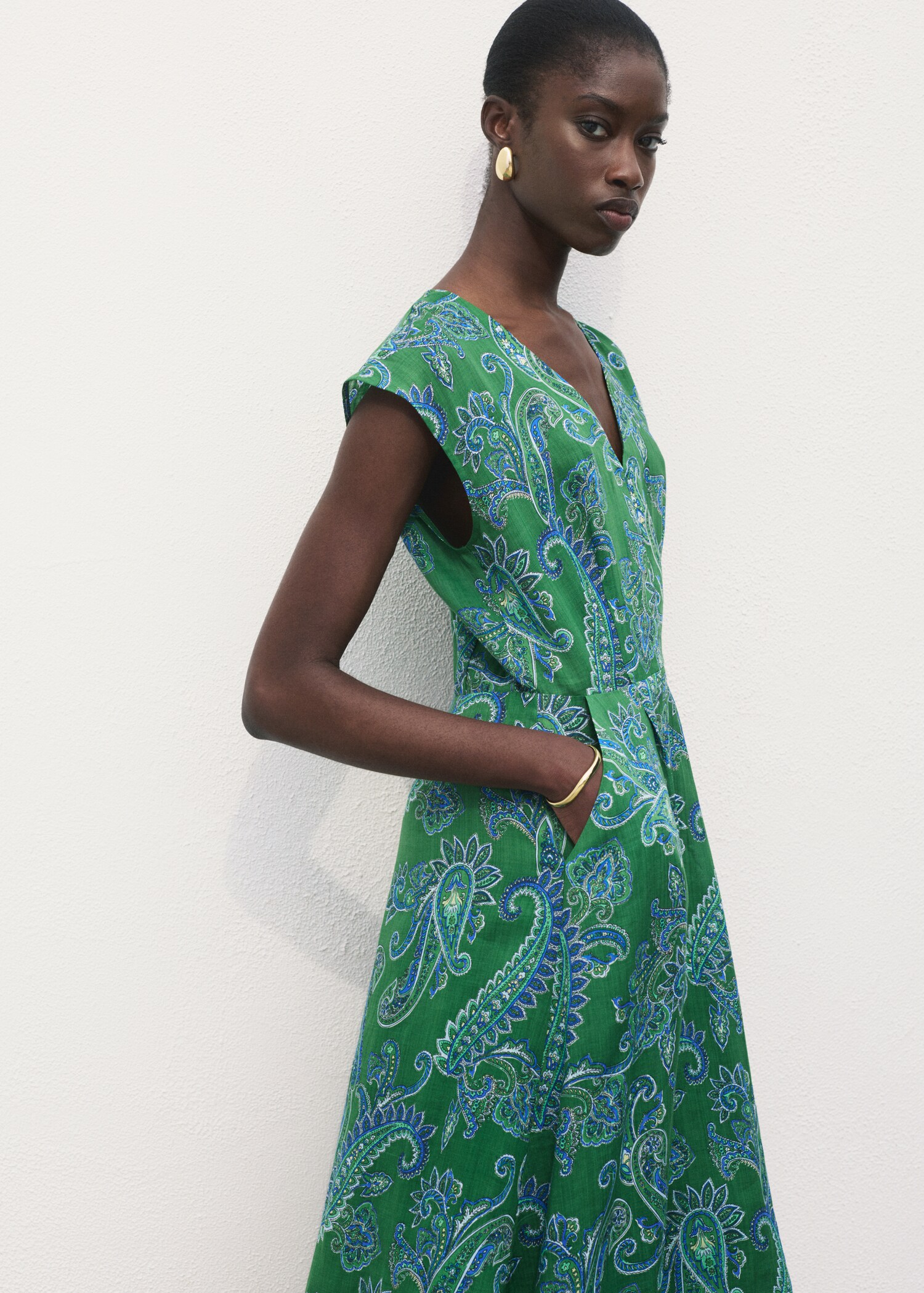 Kleid aus Ramie mit Paisleymuster - Mittlere Ansicht