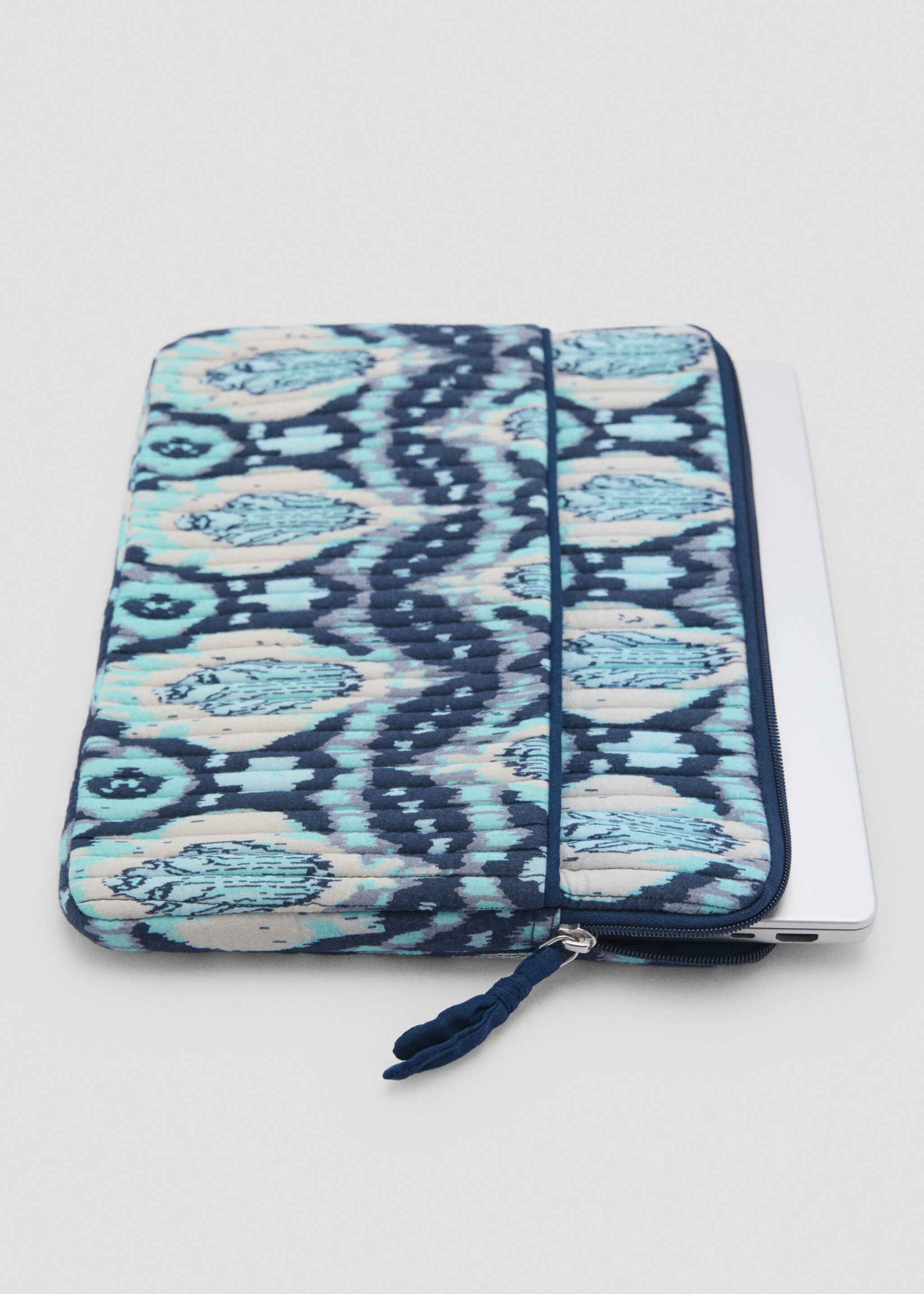Printed laptop case - Details of the article 2