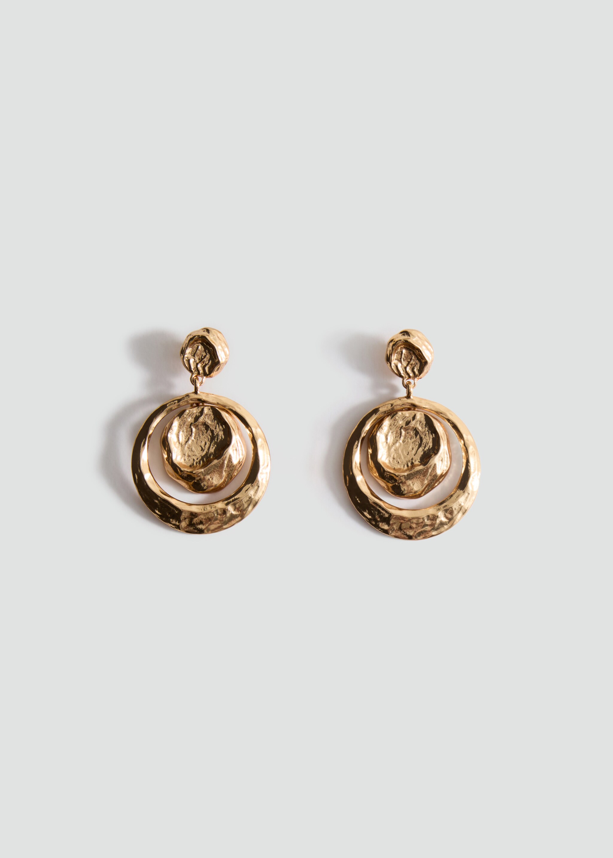 Hanging earrings with circular design - Article without model