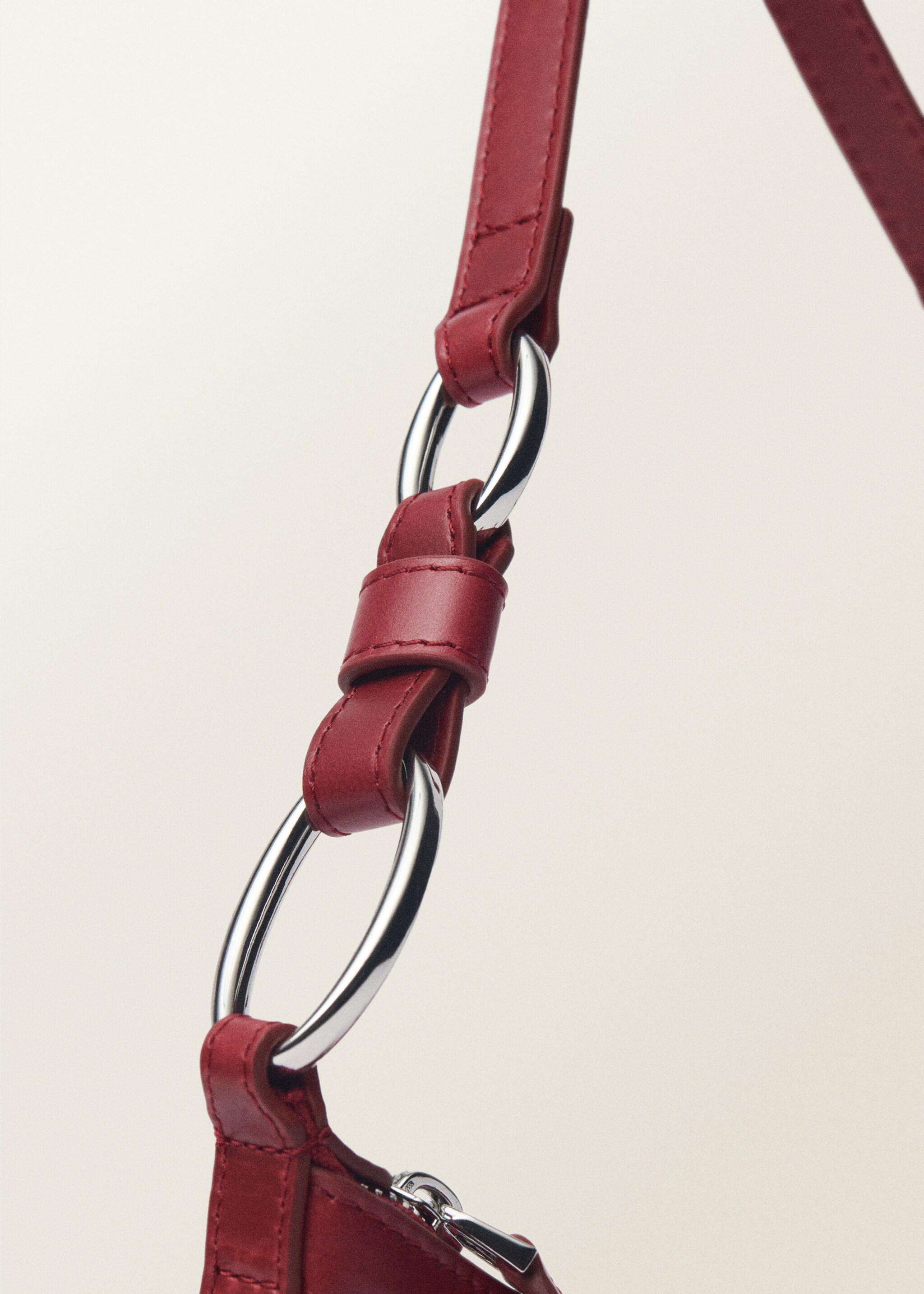 Leather shoulder bag with gathered pockets - Details of the article 1
