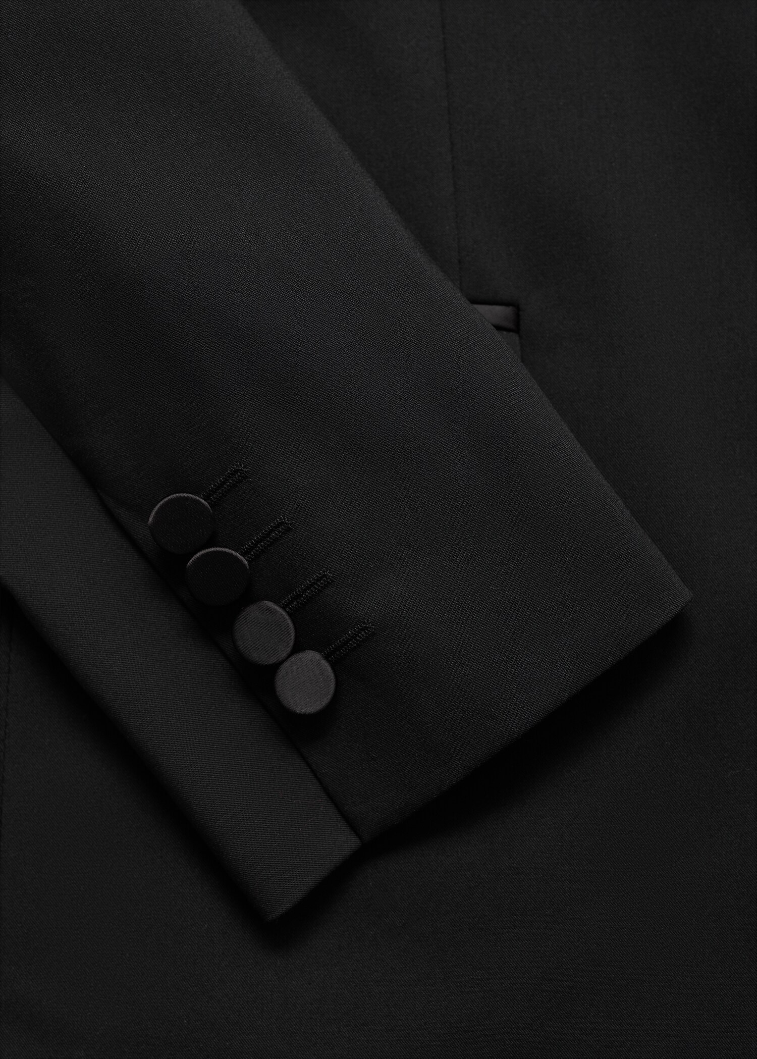 Veste de costume à revers satinés - Détail de l'article 0