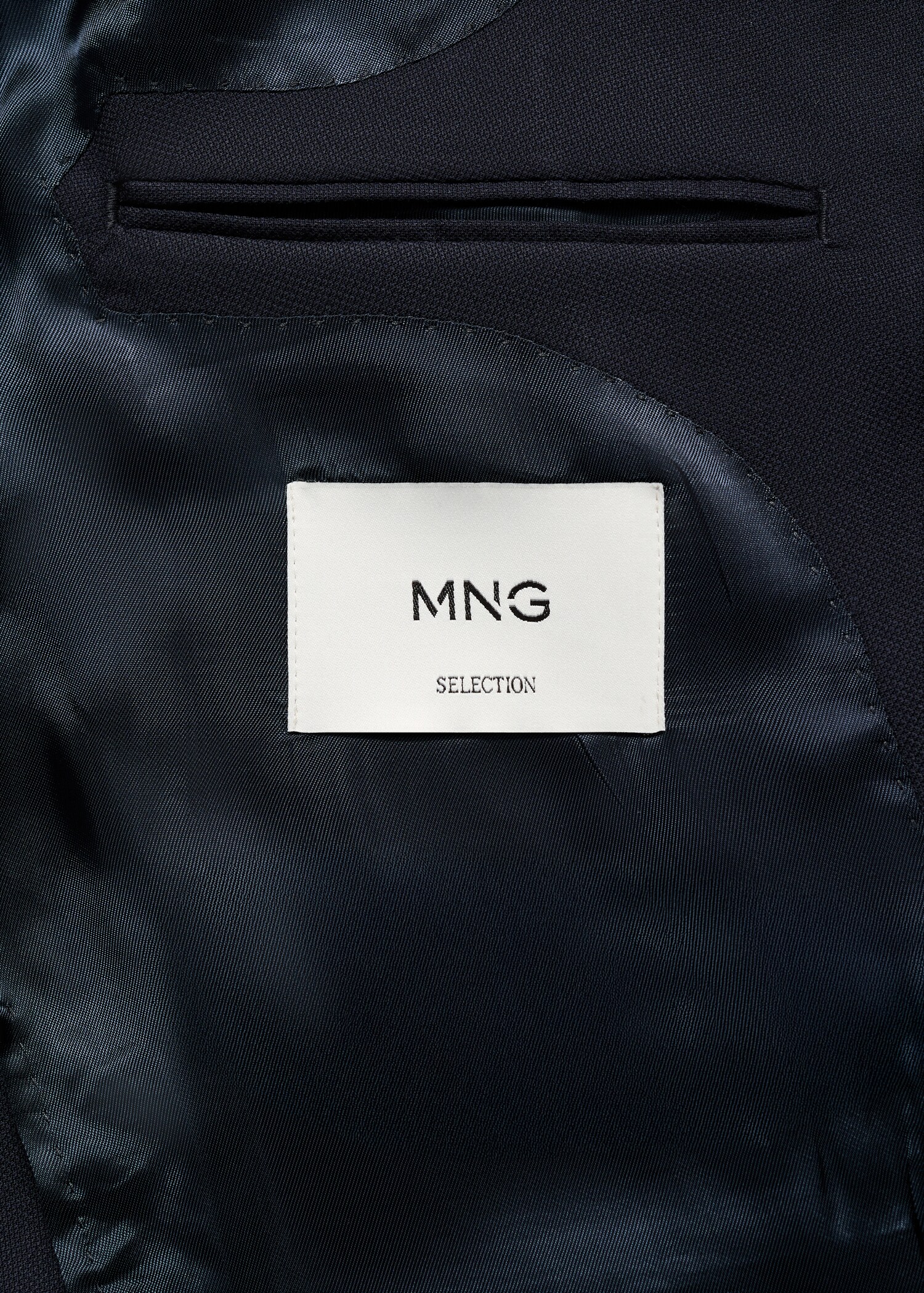 Slim-fit jacket made from 100% cool wool - Details of the article 0
