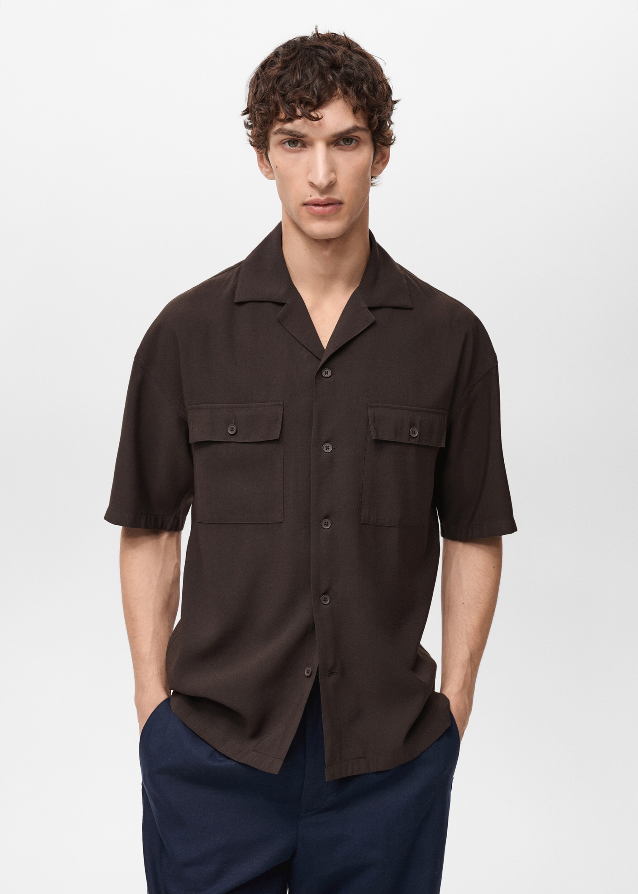 Camisa viscosa bolsillos - Plano medio