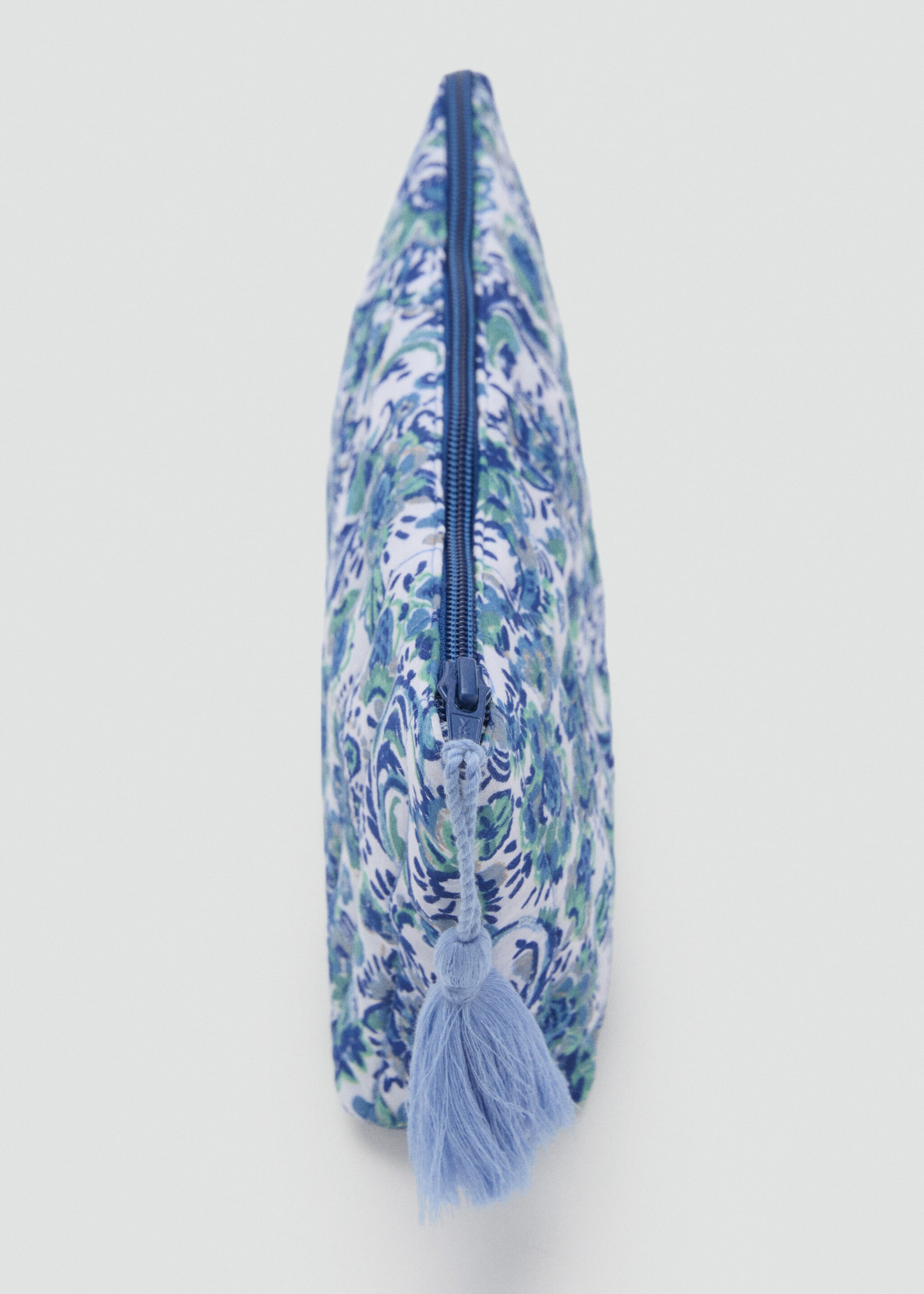Quilted printed toiletry bag - Details of the article 1