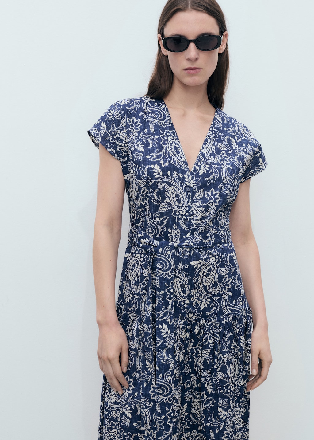 Vestido evasé paisley cinturón