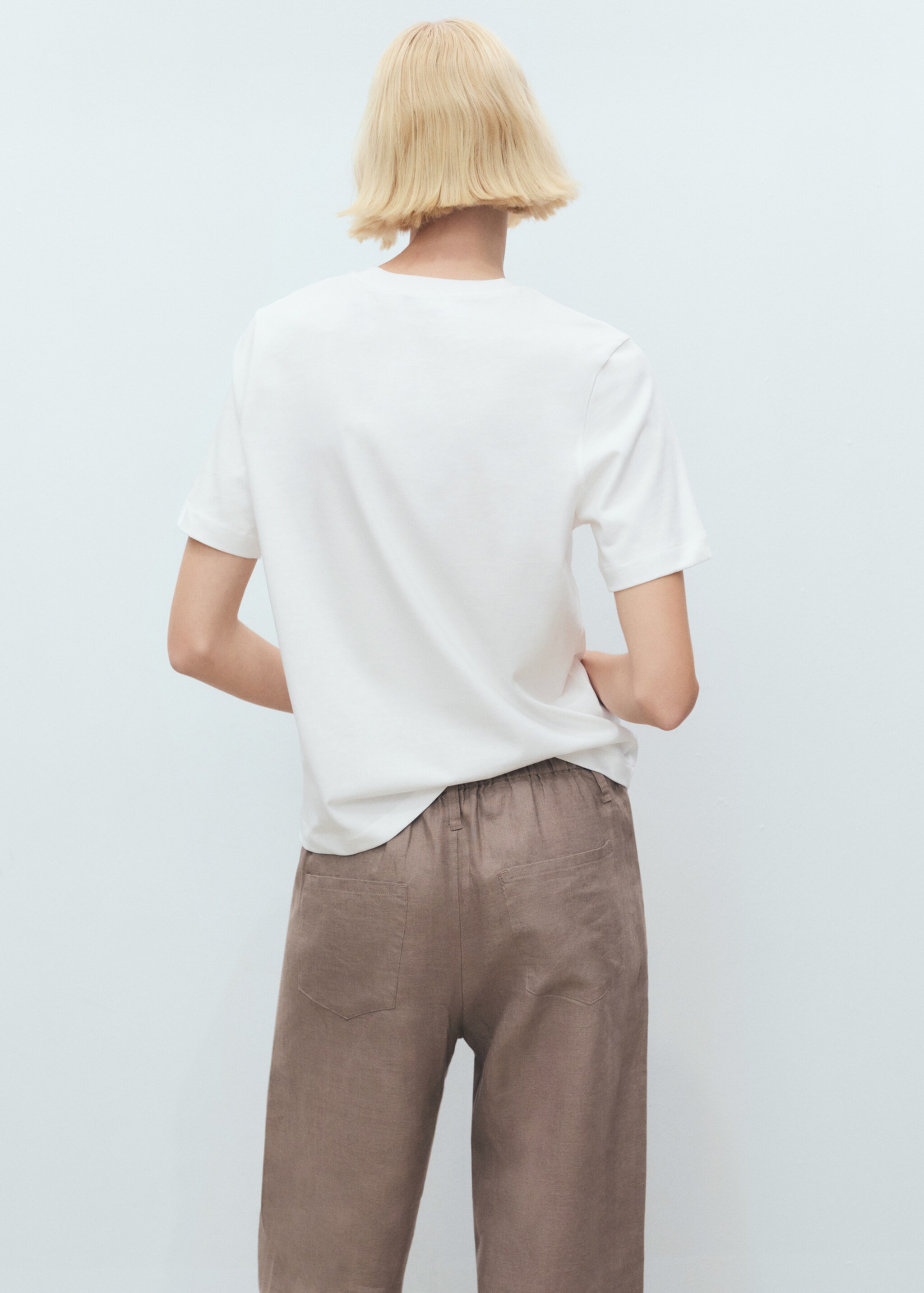 Blommigt tryck t-shirt - Artikelns baksida