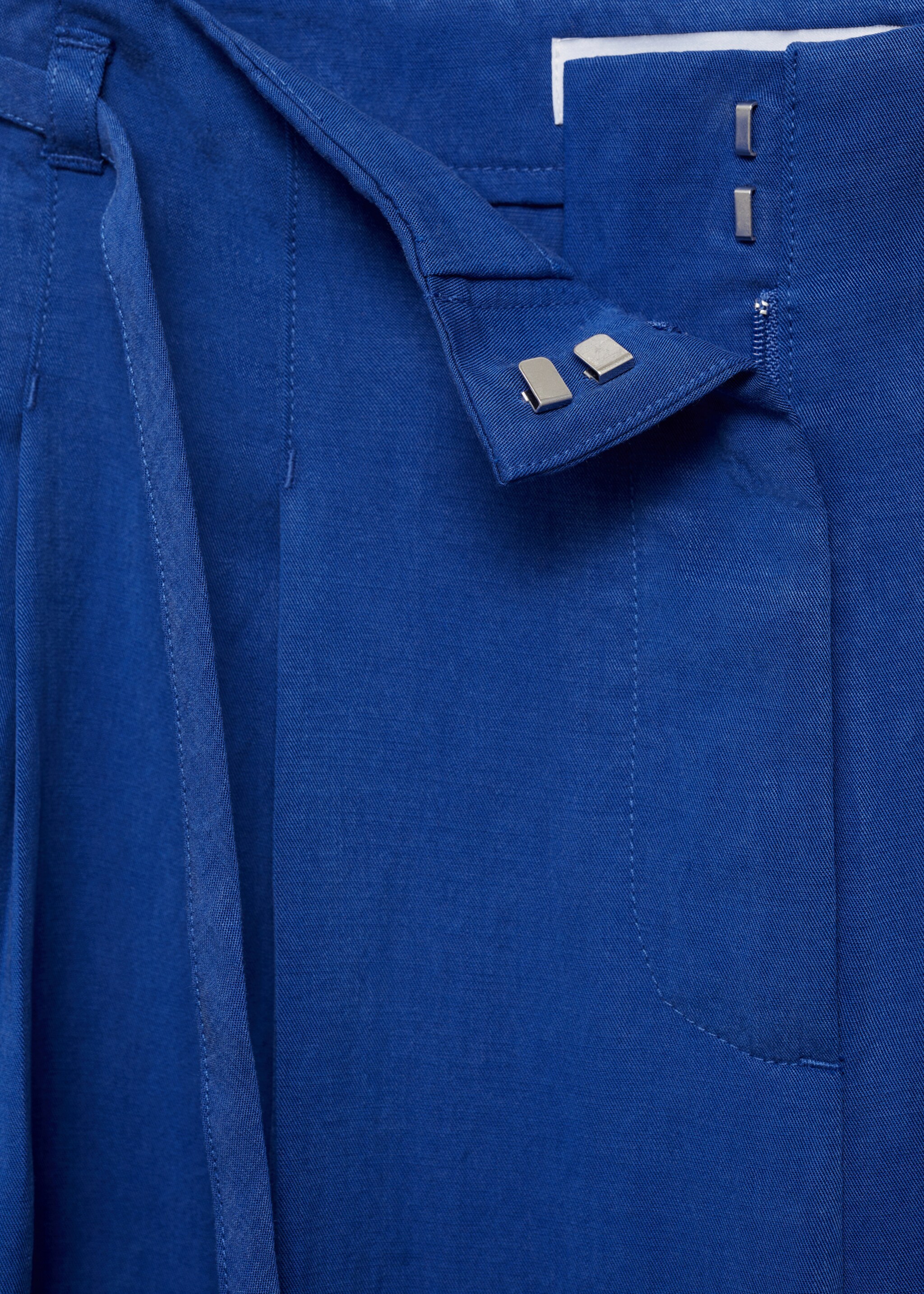 Lyocell suit trousers with bow belt - Details of the article 0