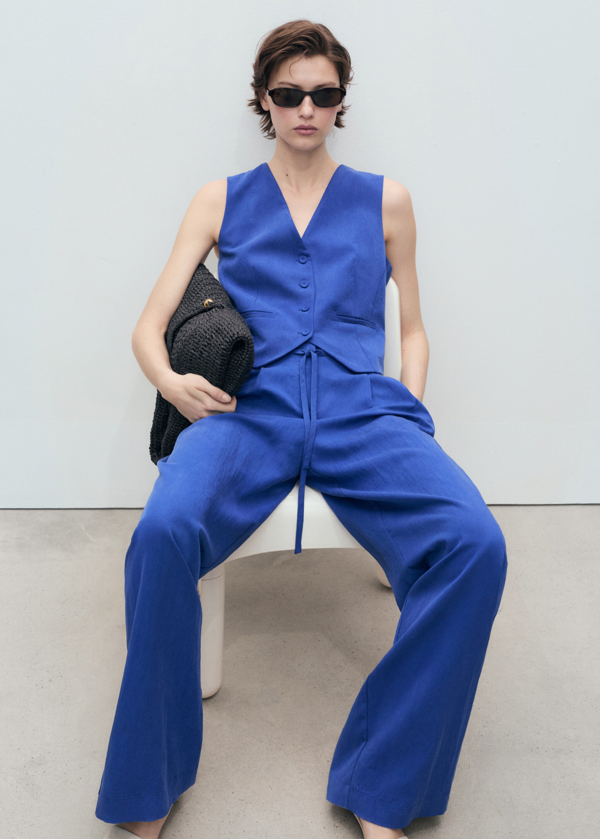 Lyocell suit trousers with bow belt - Details of the article 6