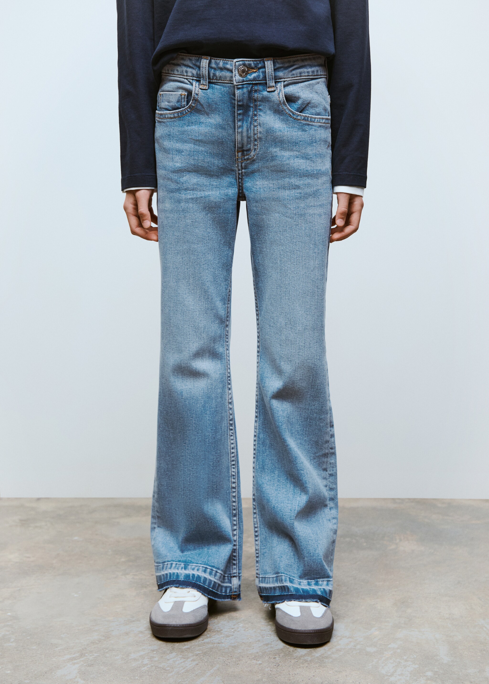 Frayed low-rise skinny jeans - Details of the article 6