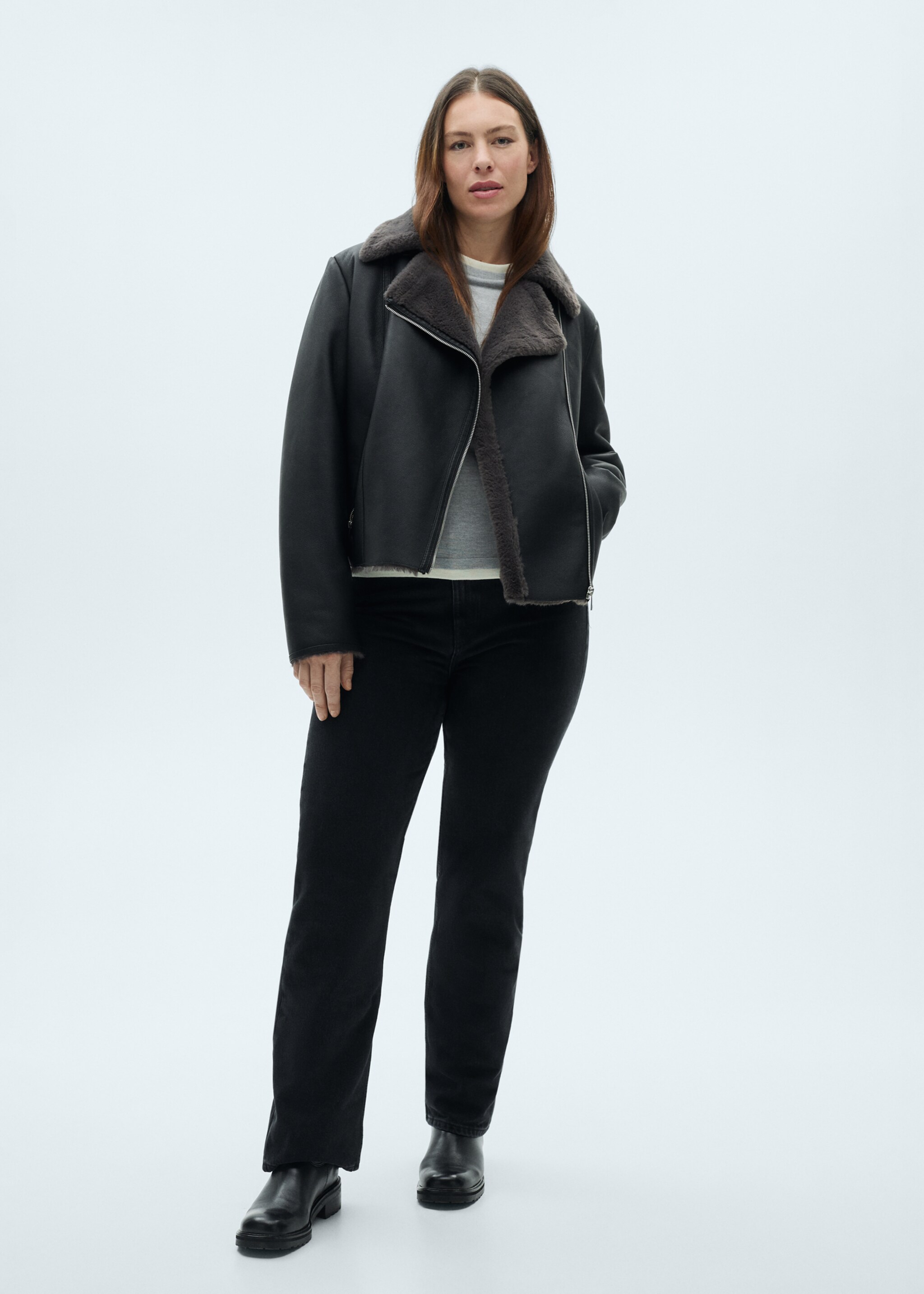 Jacket with shearling-effect lining - Details of the article 3