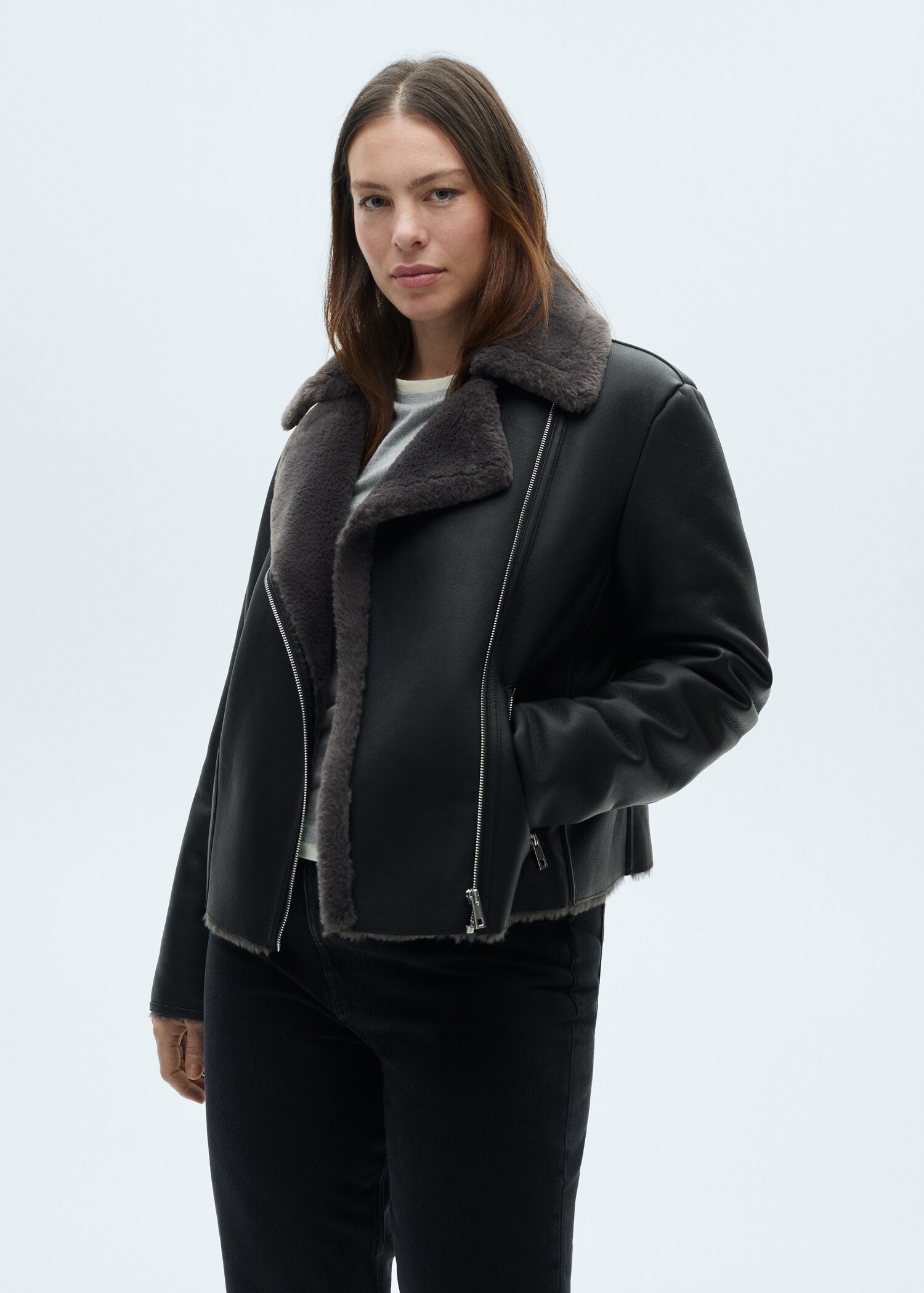 Jacket with shearling-effect lining - Details of the article 5