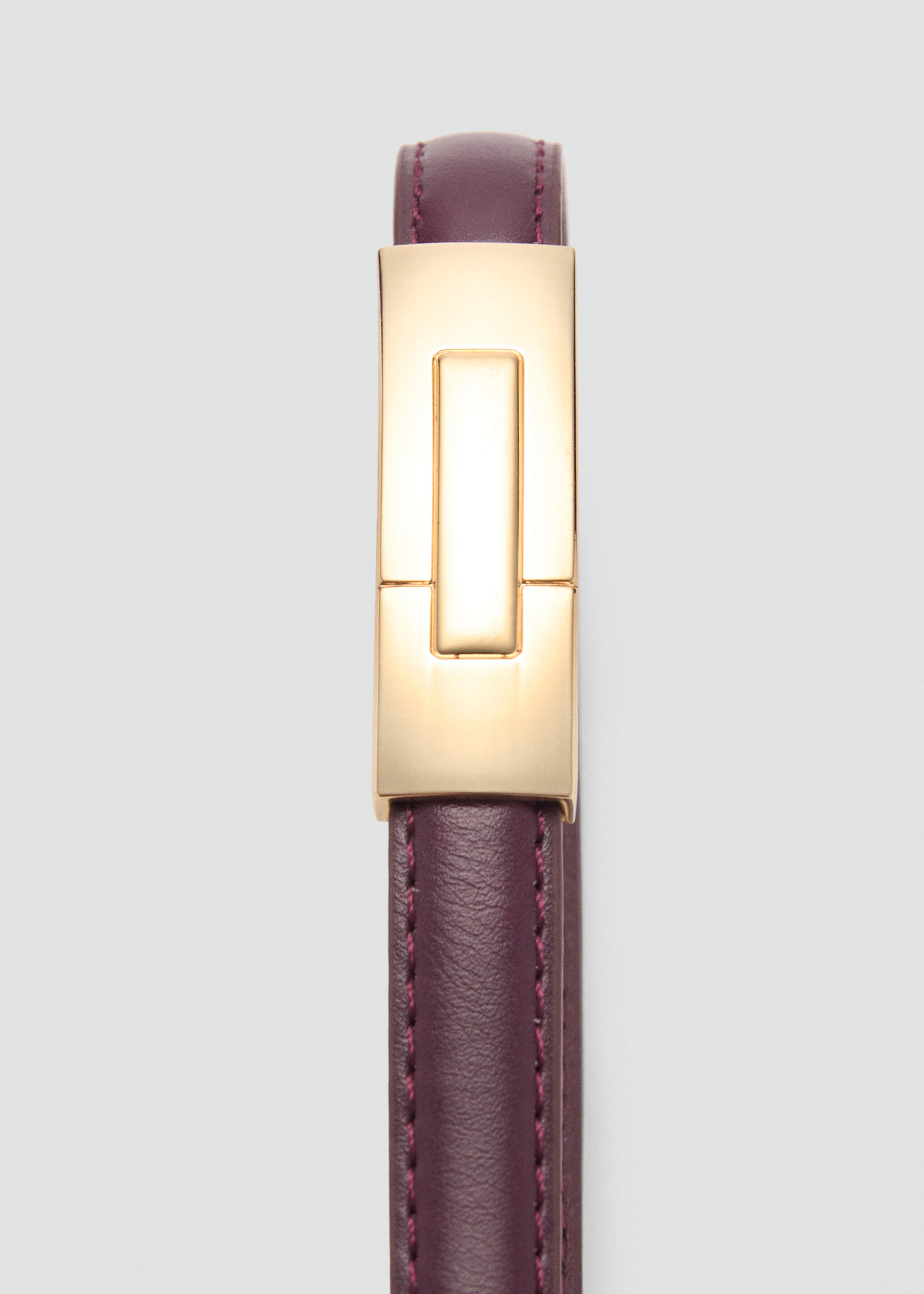 Thin belt with metal buckle - Details of the article 2