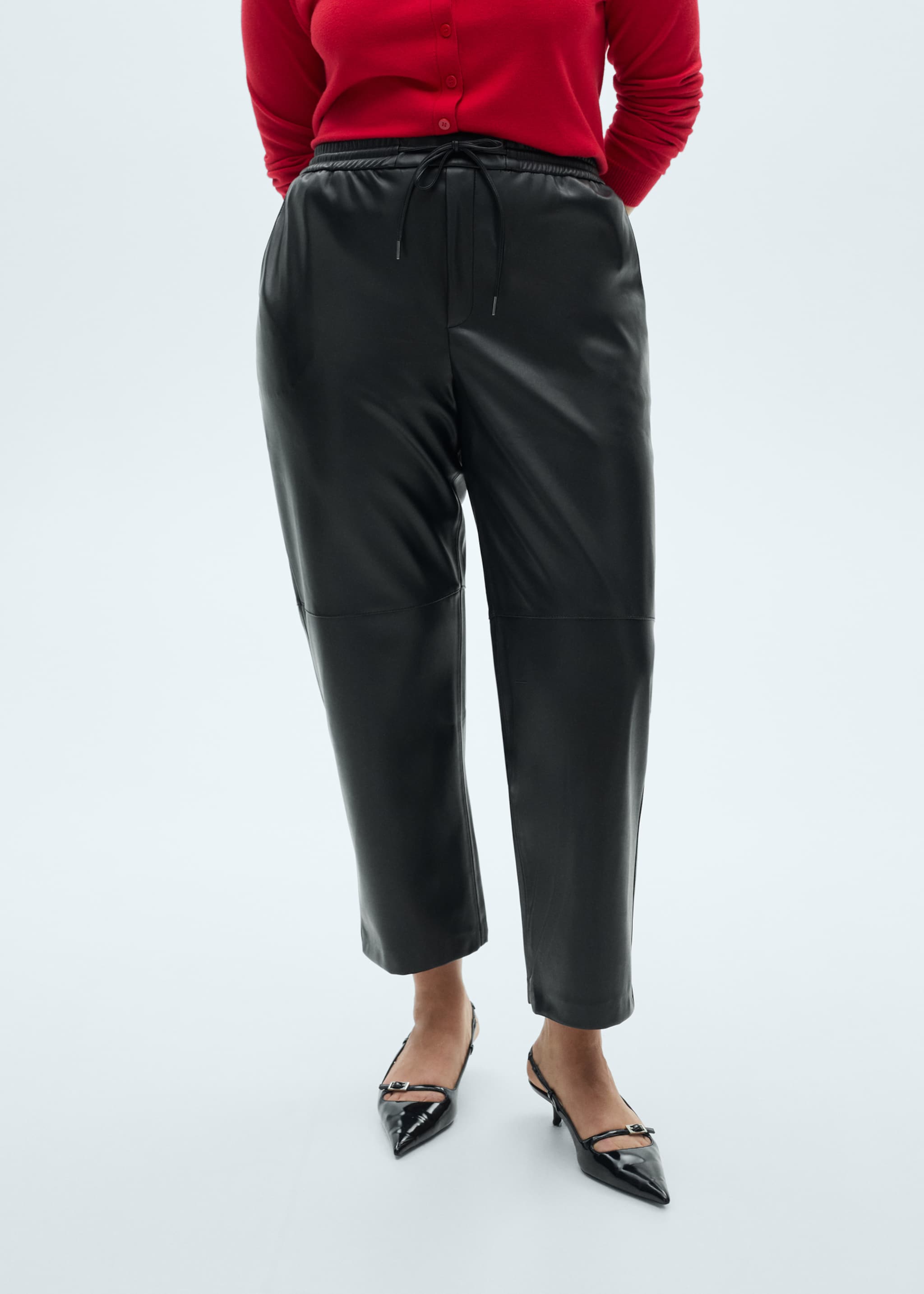 Leather-effect elastic waist trousers - Details of the article 5