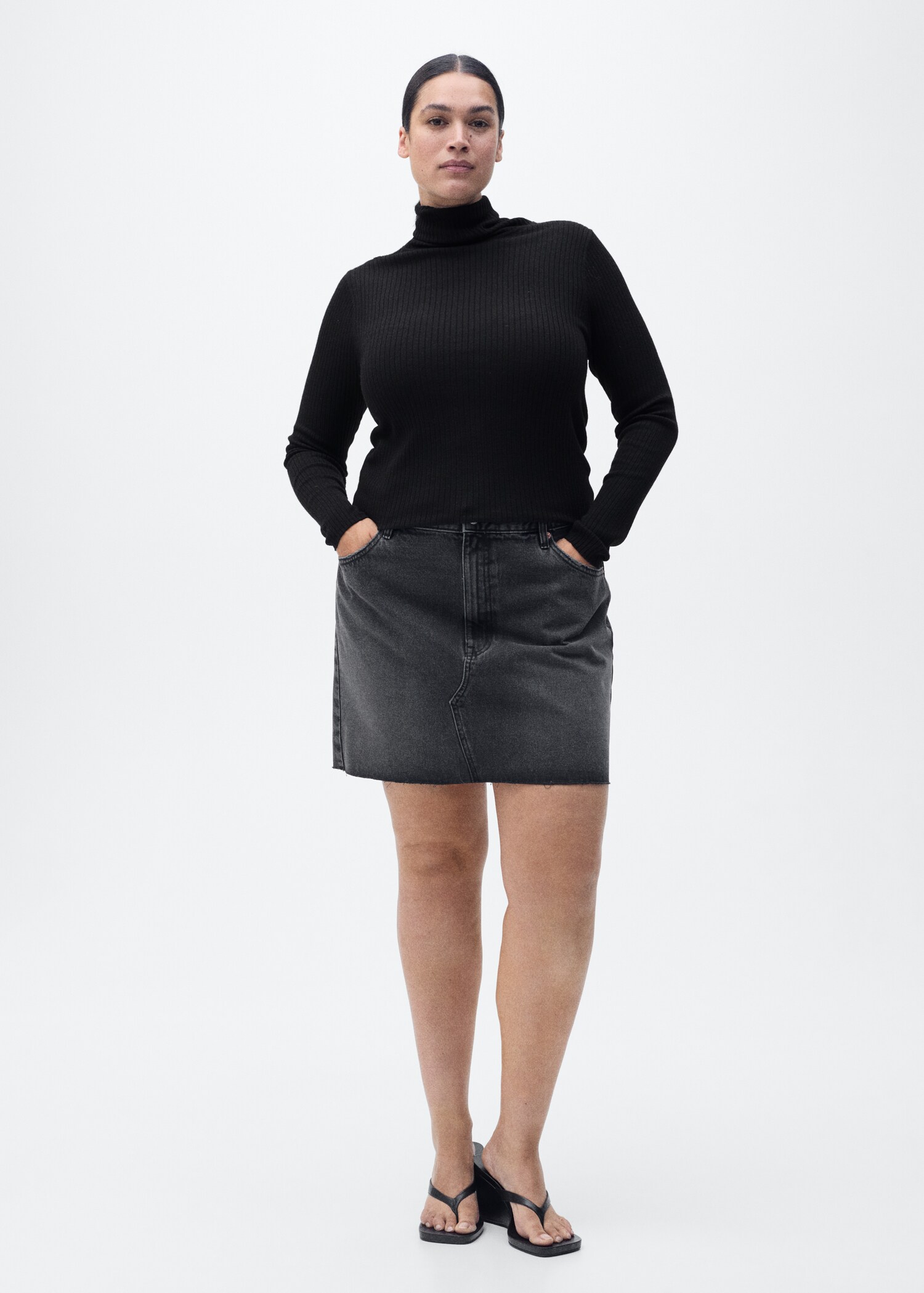 Rollkragenpullover aus Wollgemisch - Detail des Artikels 3