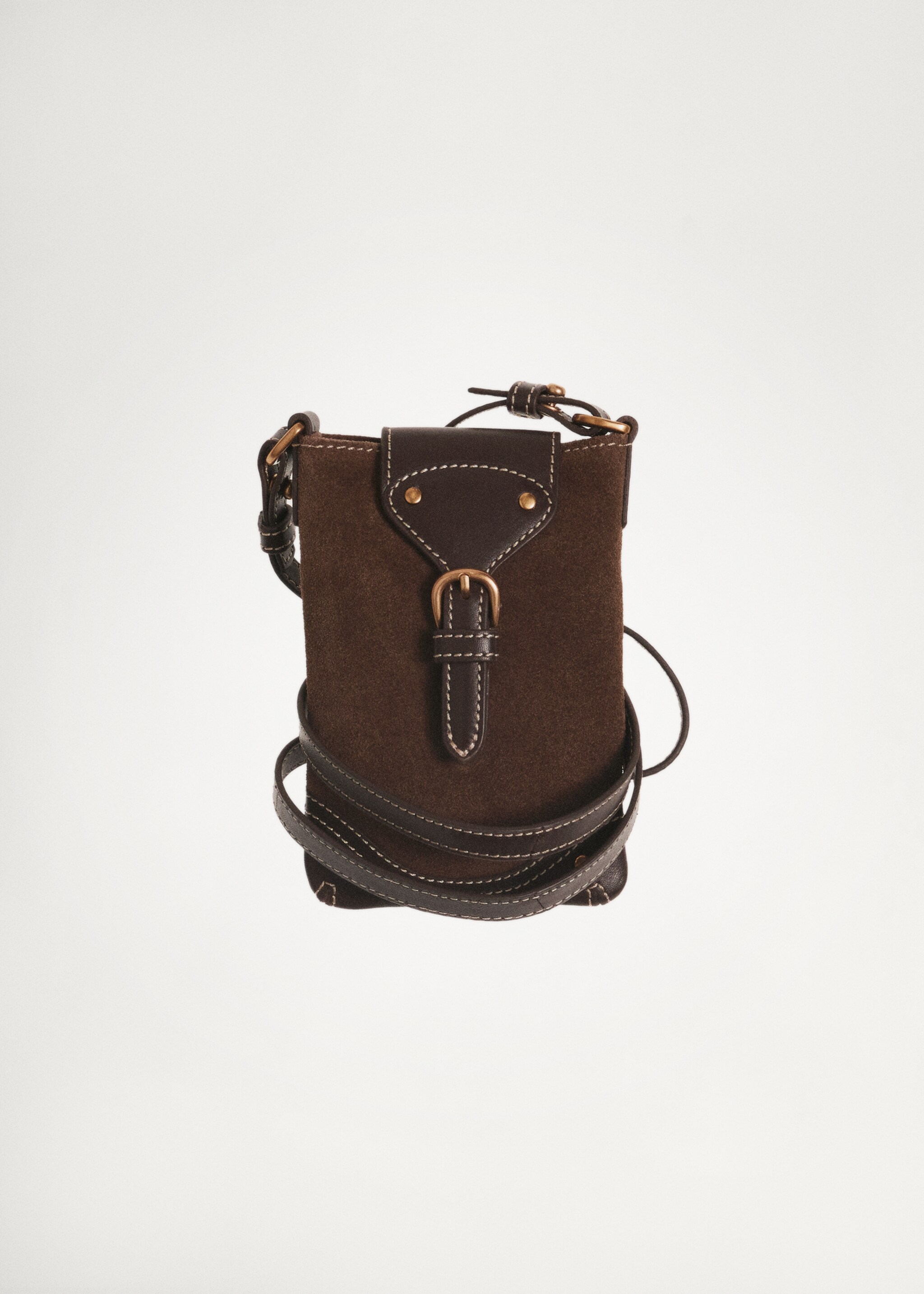 Leather buckle mobile case - Details of the article 5