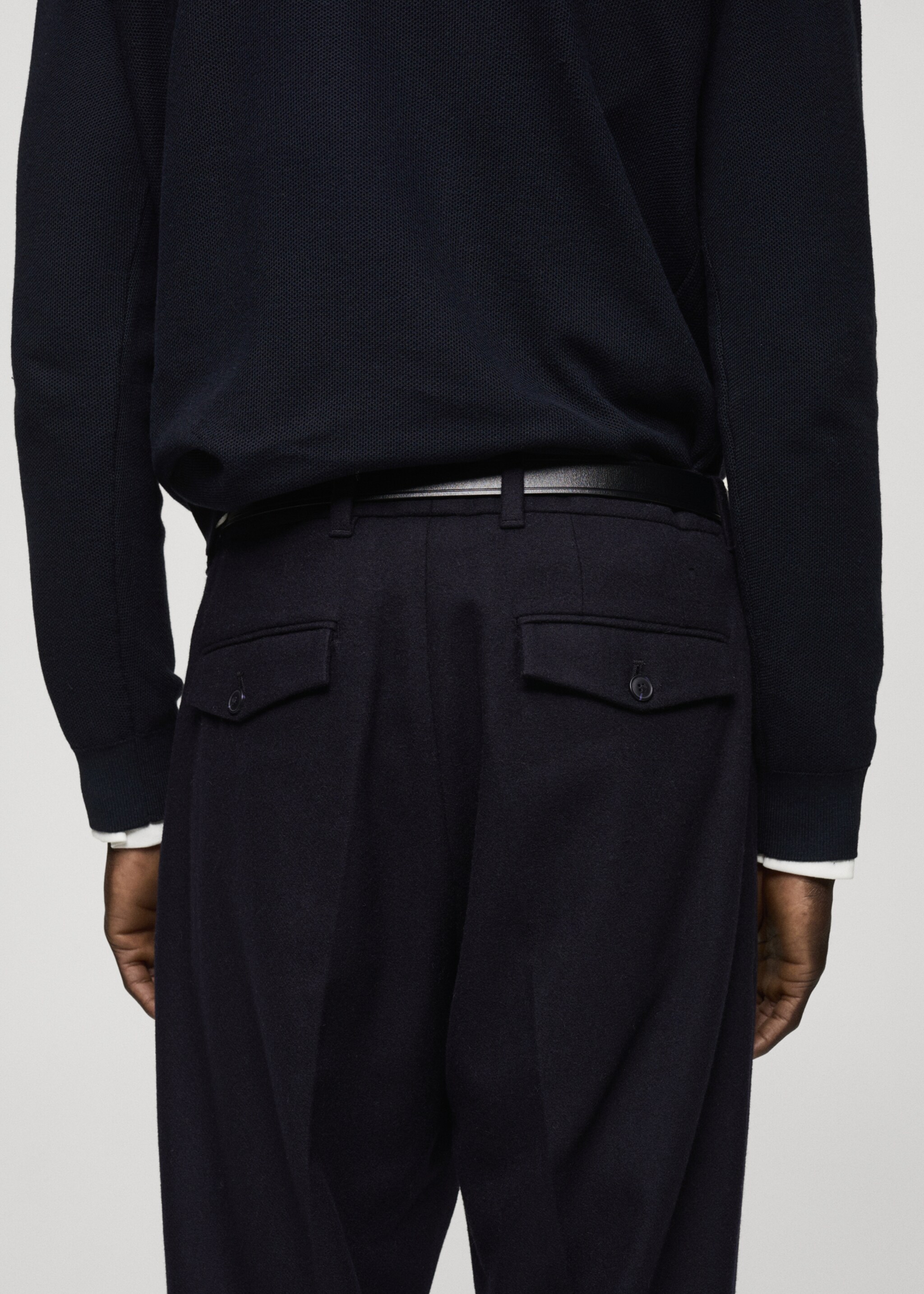 Wool flannel trousers with pleats - Details of the article 6