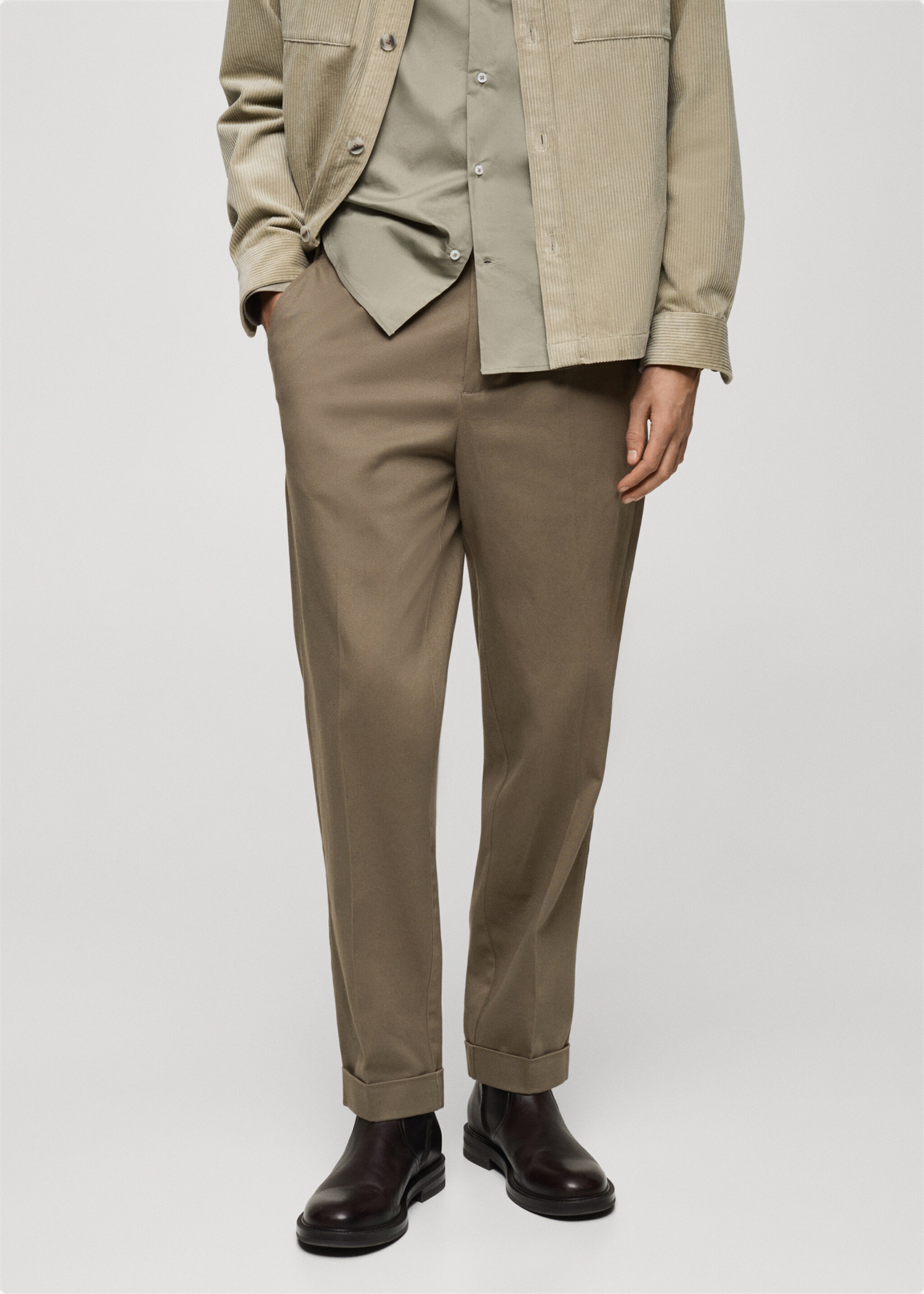 Pleated trousers under cuff - Medium plane