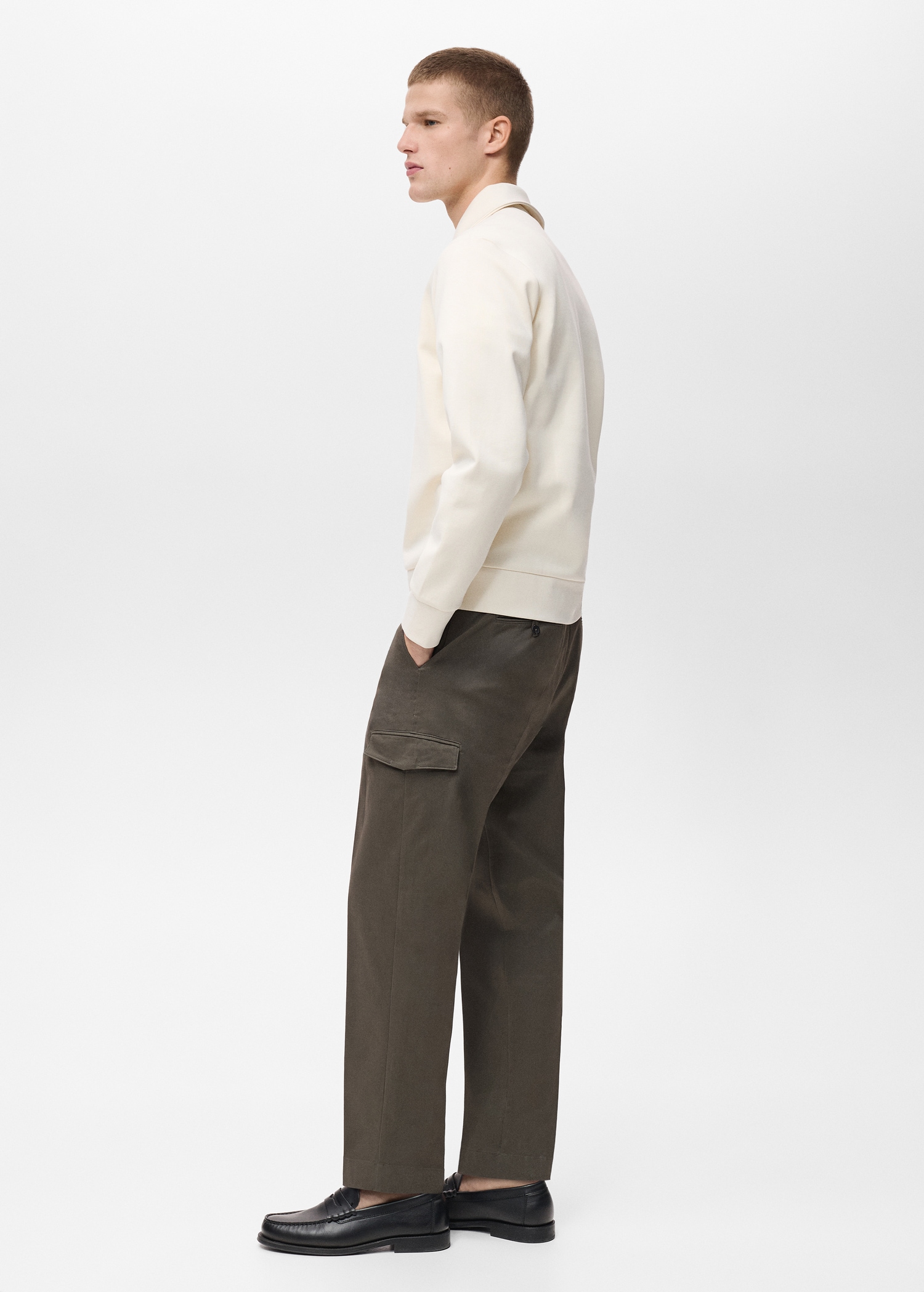 Regular fit cotton cargo pants - Details of the article 2