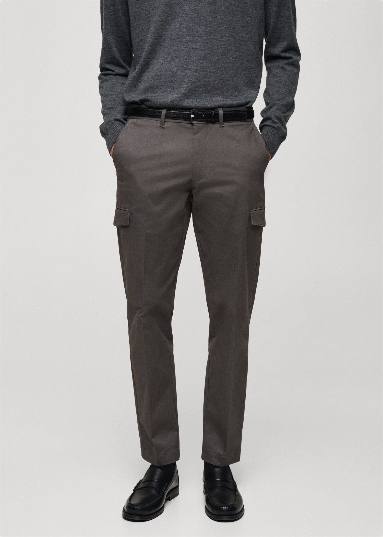 Regular-fit cotton cargo pants - Medium plane