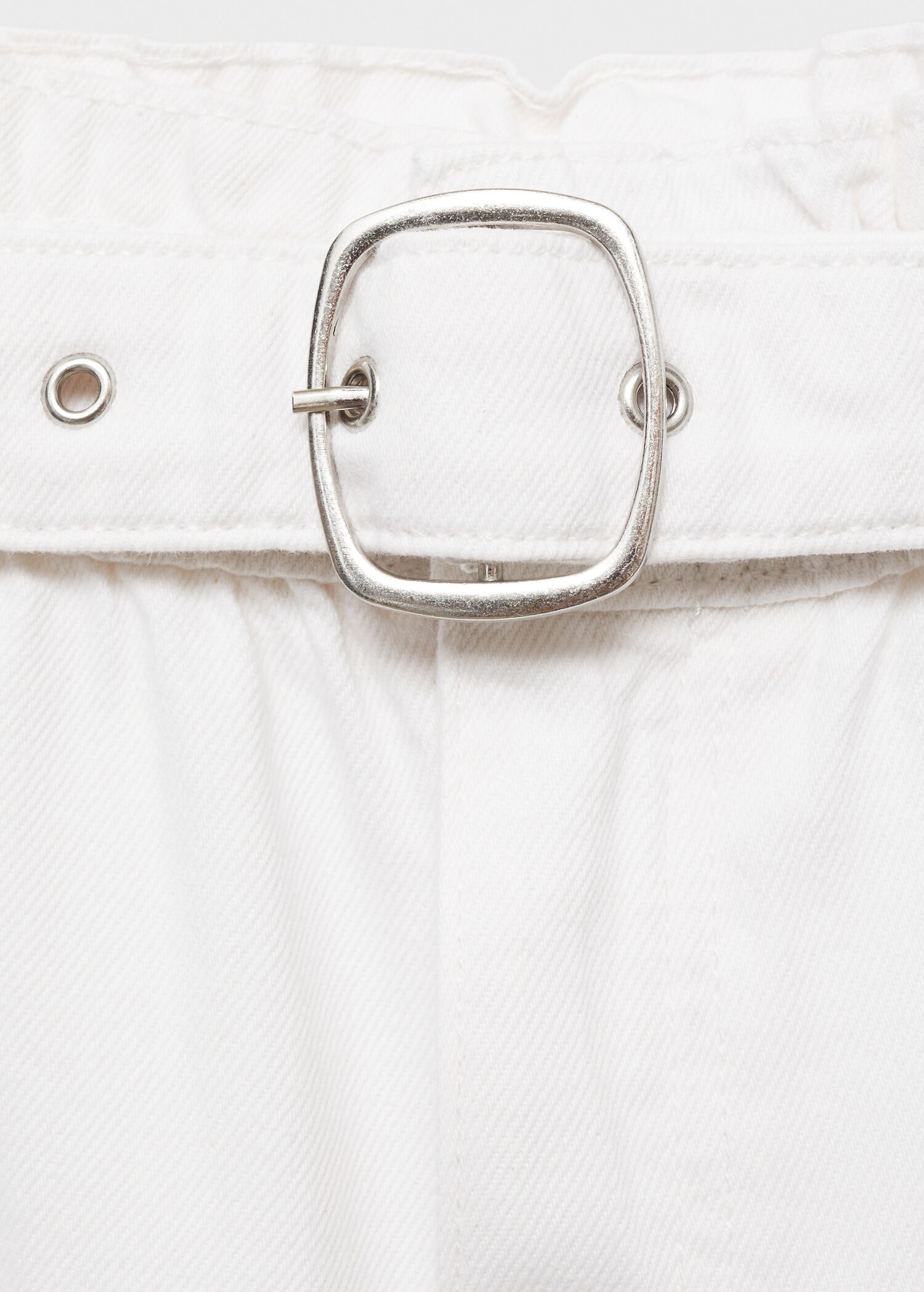 Shorts paperbag avec ourlet retroussé et ceinture - Détail de l'article 8