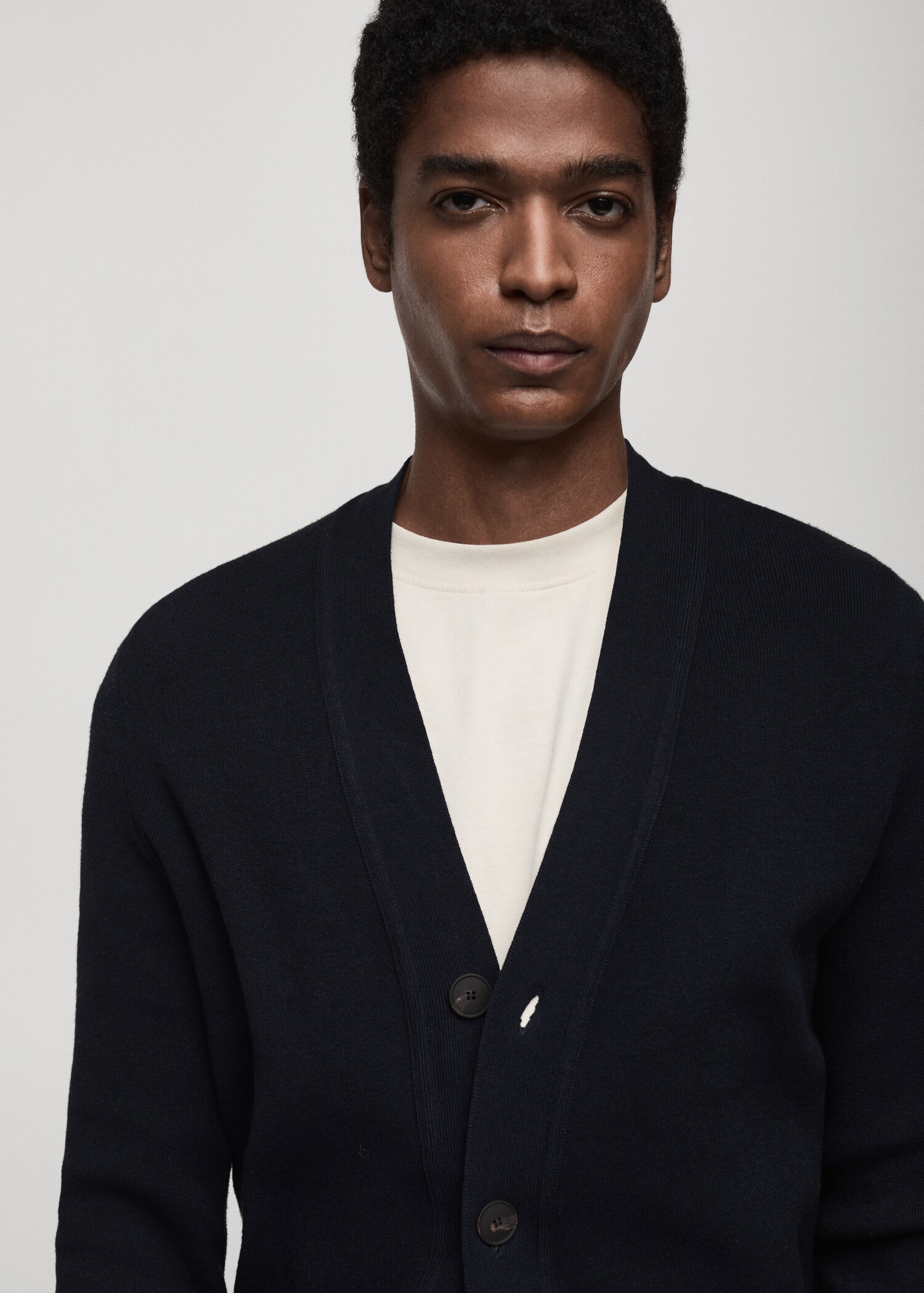 Cardigan de malha com botões - Pormenor do artigo 1