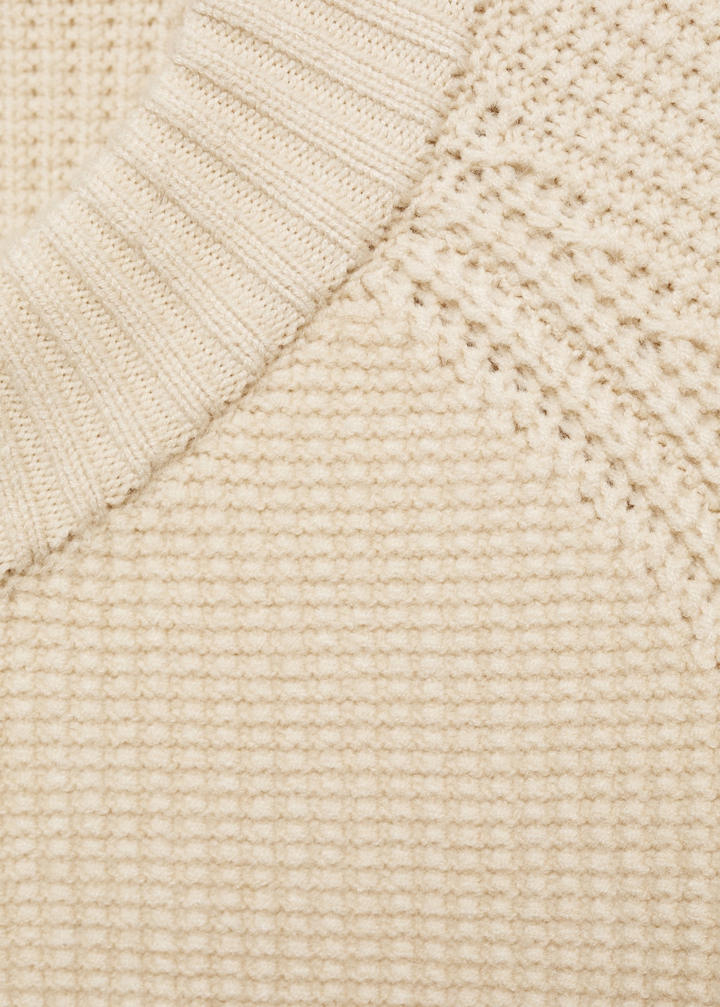 Structured knitted cardigan with zip - Men | MANGO USA
