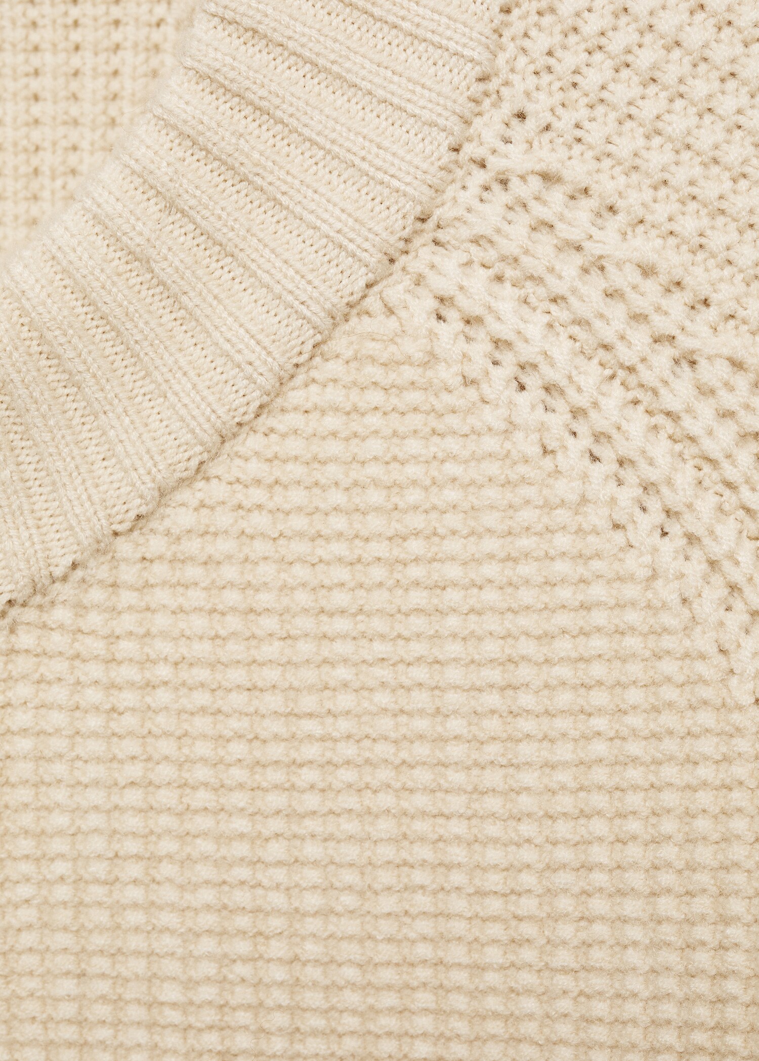 Structured knitted cardigan with zip - Details of the article 0