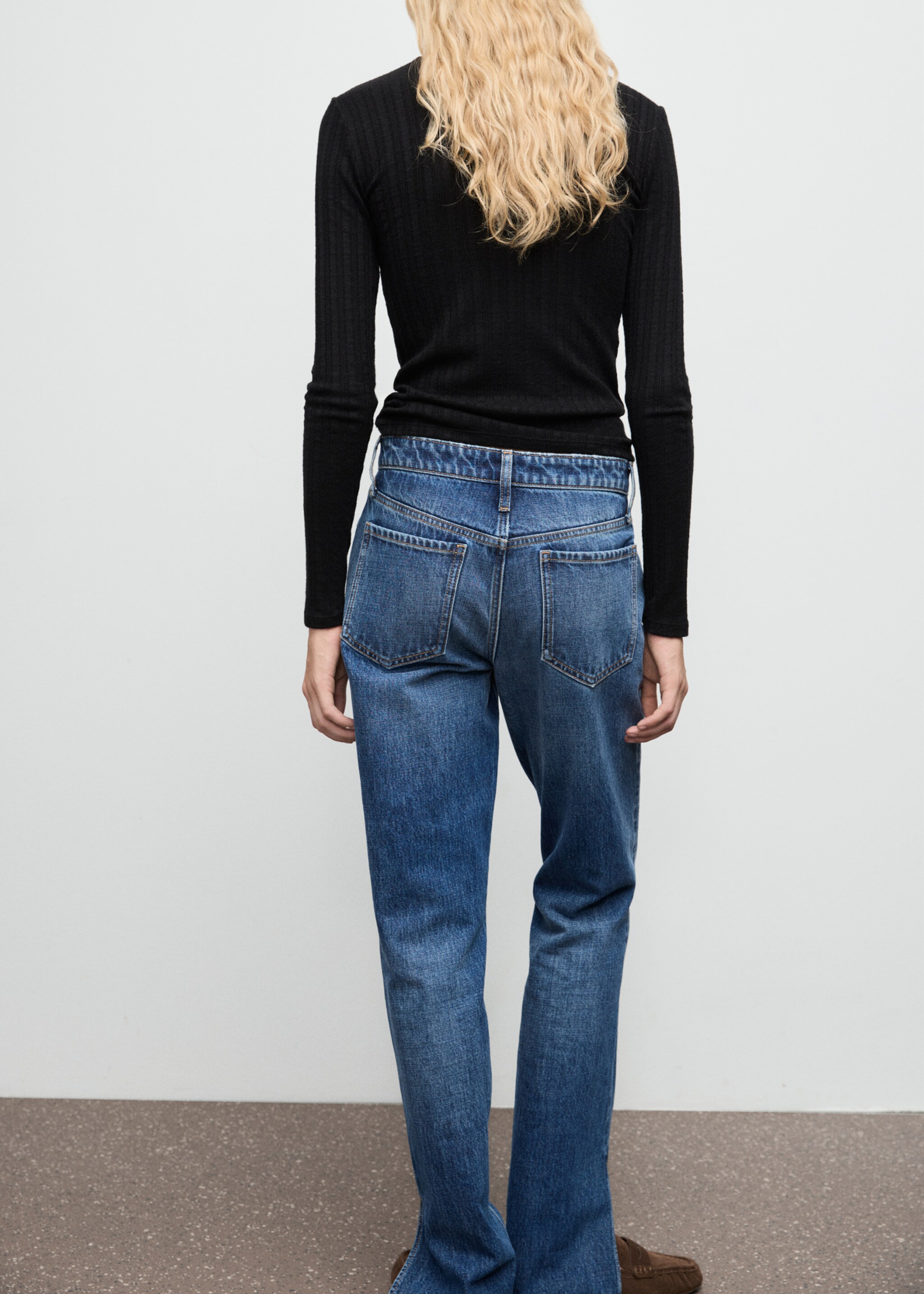 Ribbed high neck t-shirt - Reverse of the article, Black. Ref: 87030614-00.