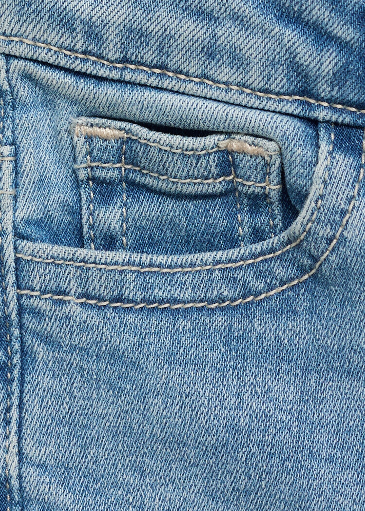 Jean flare ourlet effiloché - Détail de l'article 8