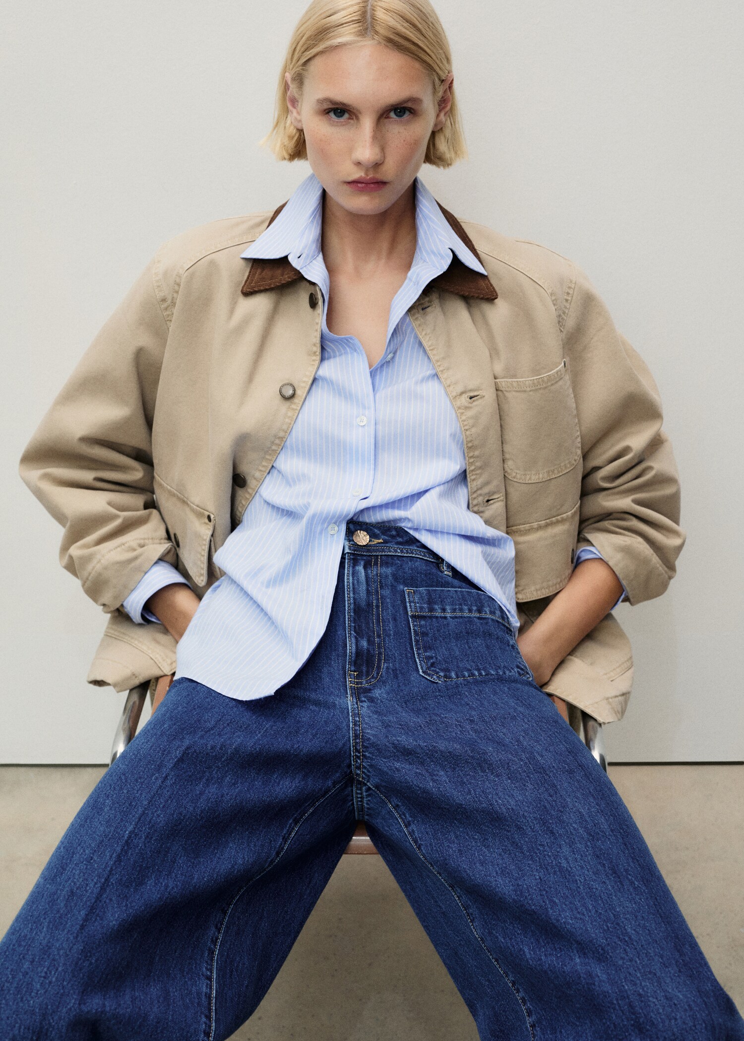 Wide-leg jeans with pockets - Details of the article 1