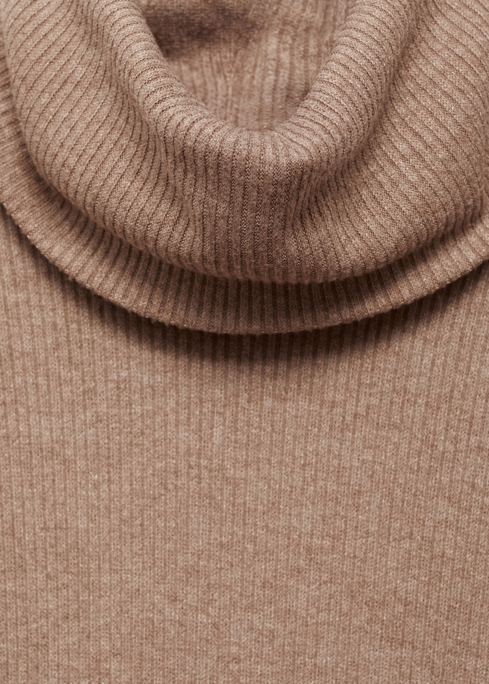 Turtle neck ribbed t-shirt - Детальніше про товар 8