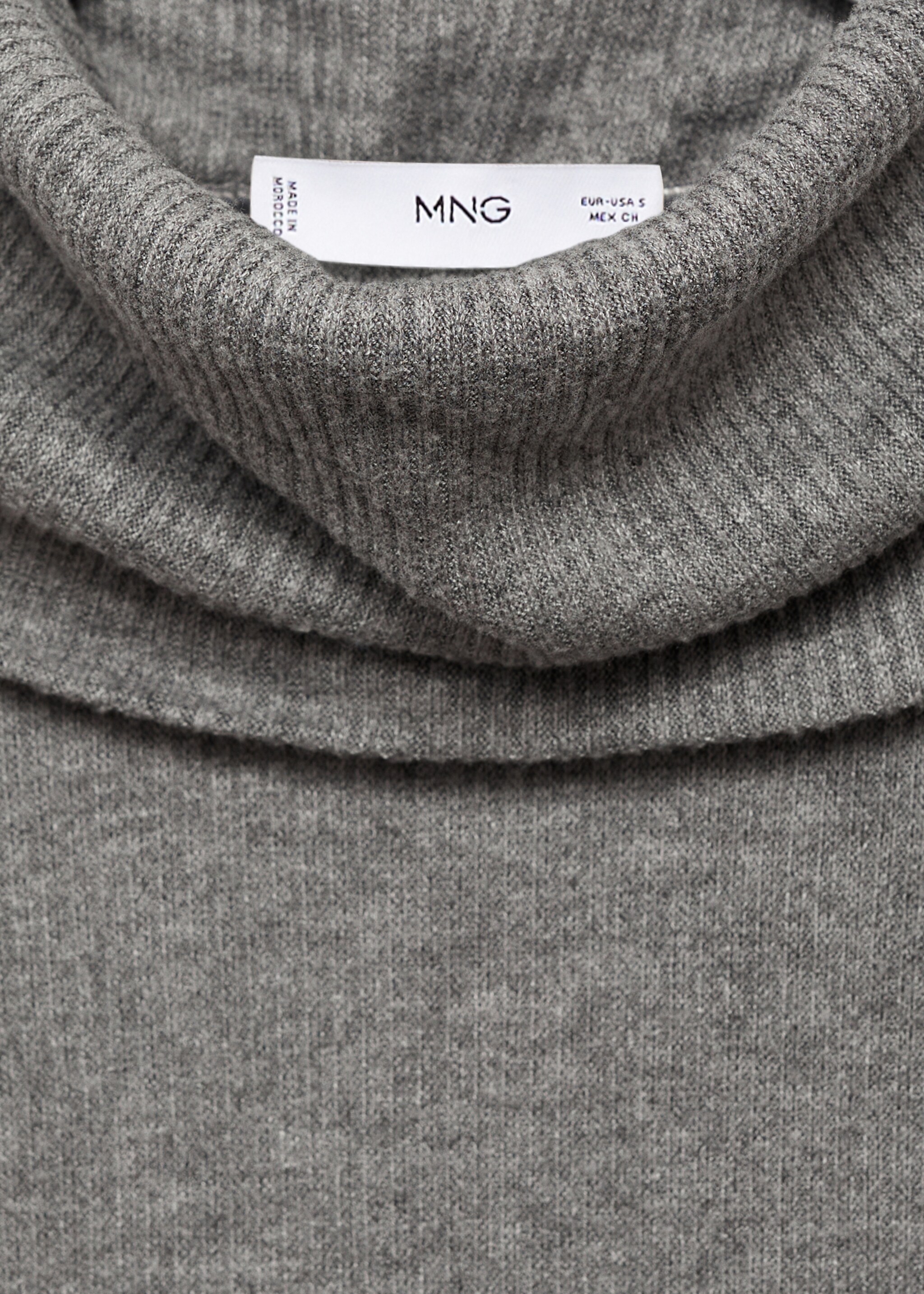 Turtle neck ribbed t-shirt - Детальніше про товар 8