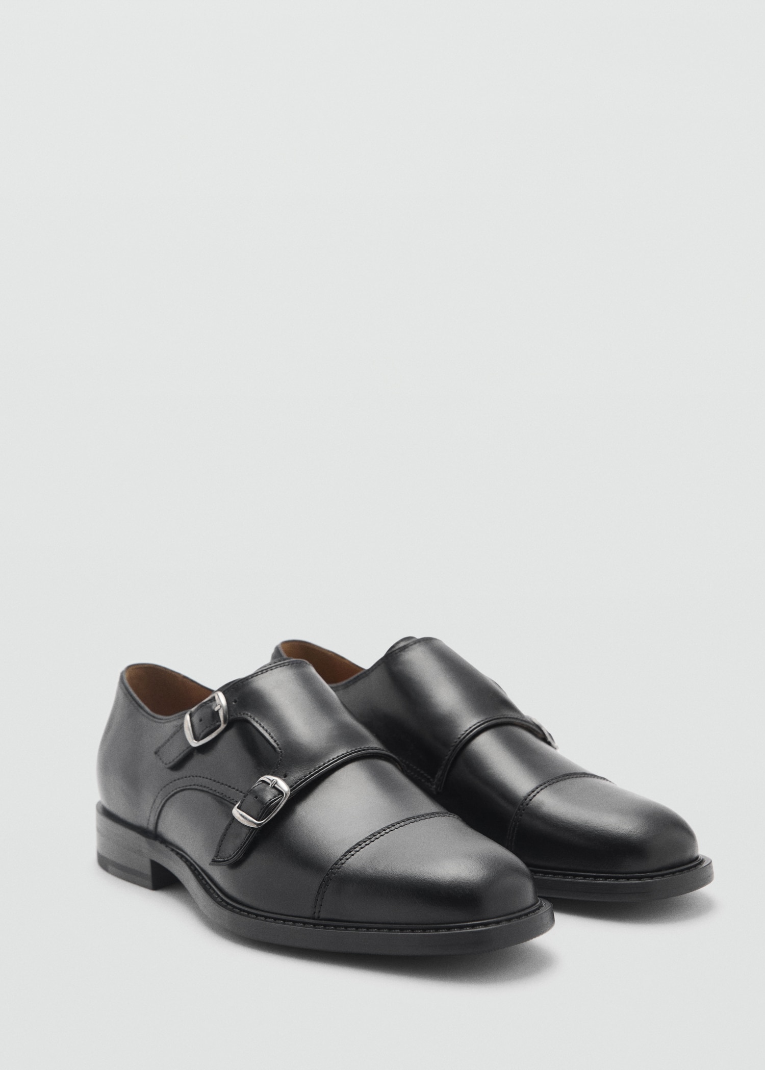 Double buckle leather shoe - Main Image