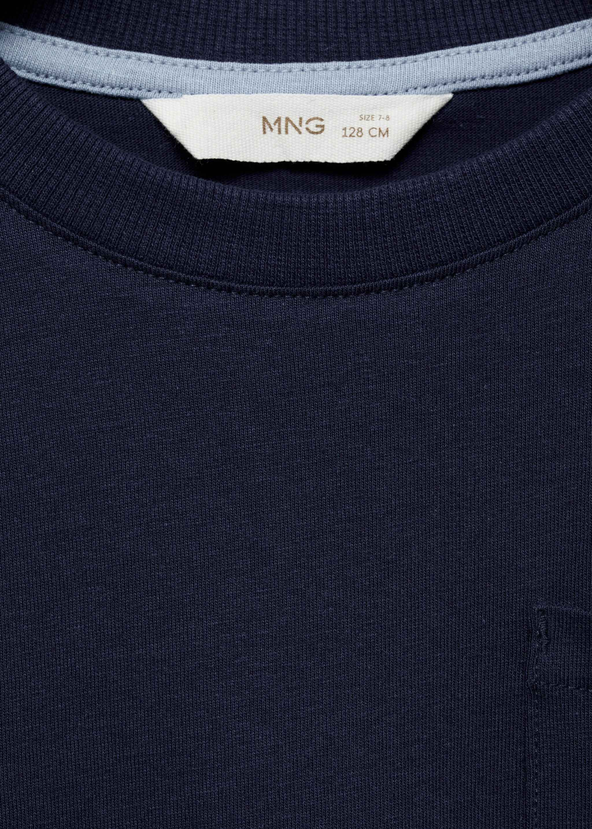 Basic T-shirt - Details of the article 8