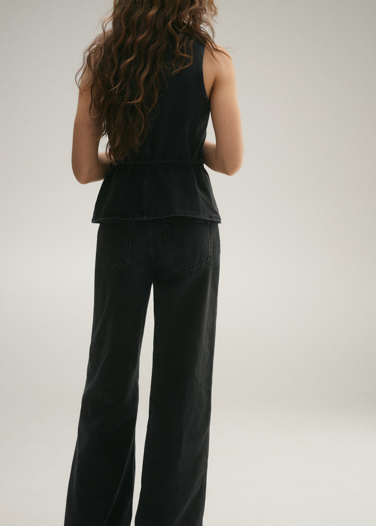 Wideleg-Jeans mit hohem Bund - Rückseite des Artikels