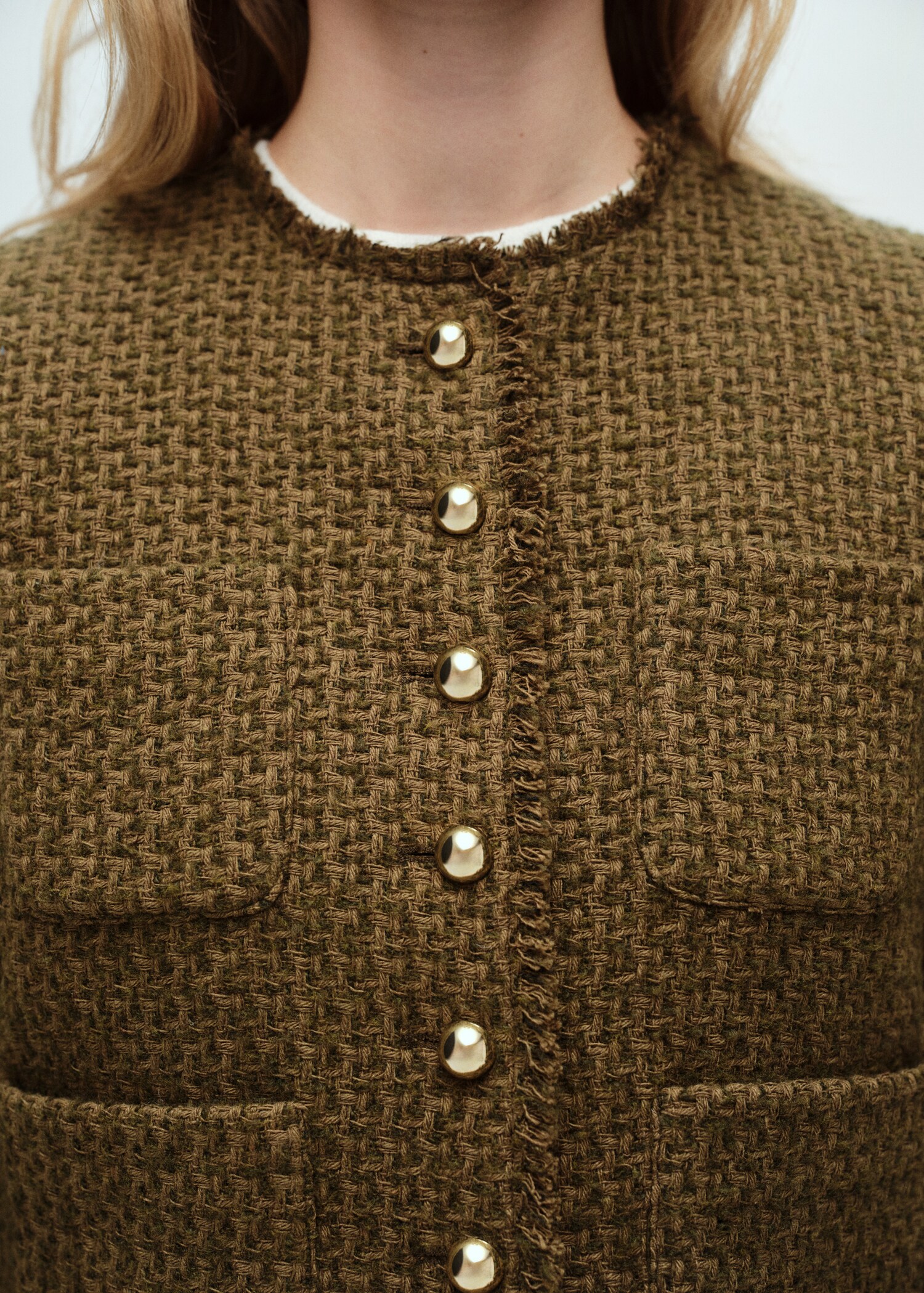 Tweed jacket with jewel buttons - Details of the article 6