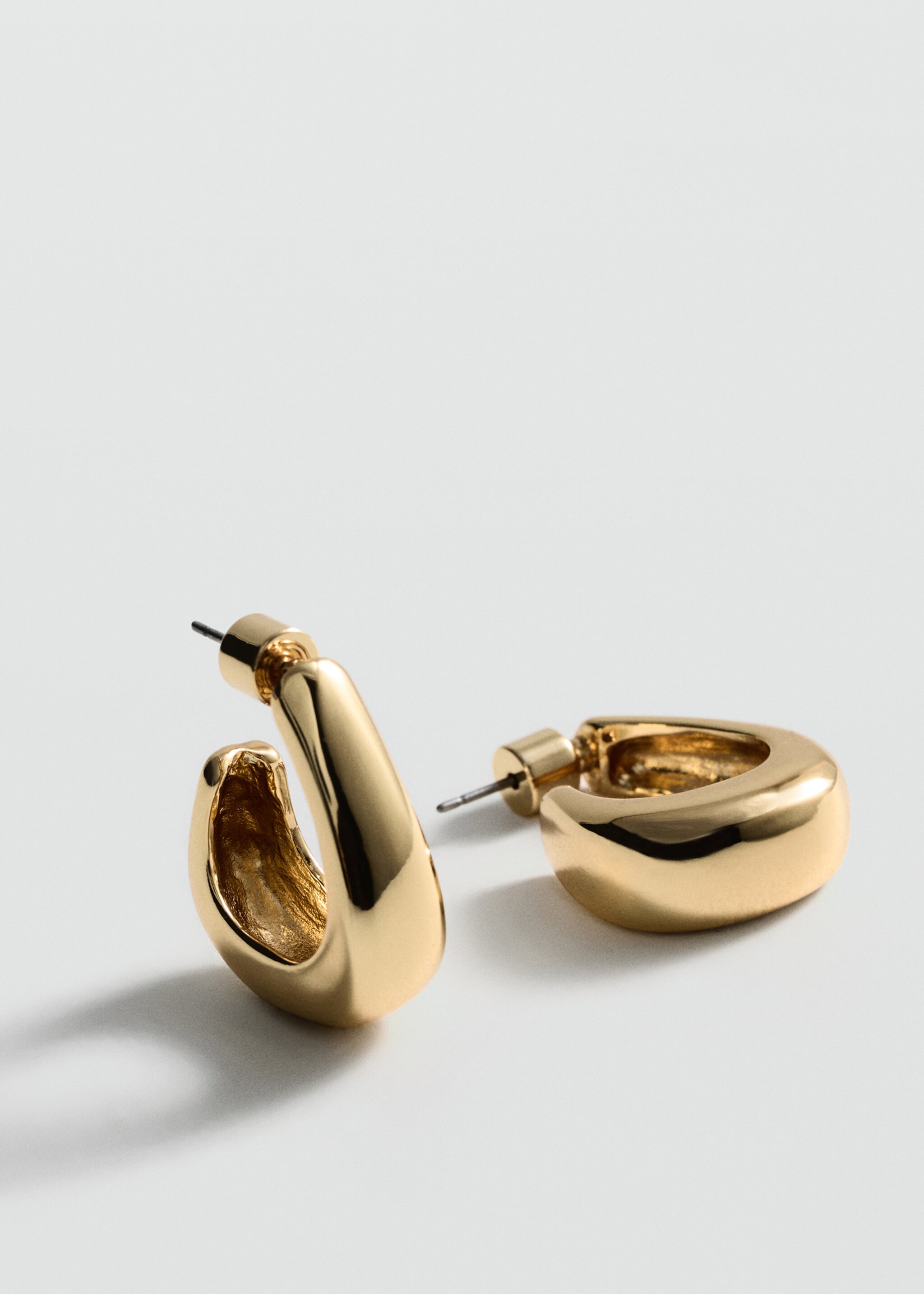 Twisted hoop earrings - Medium plane