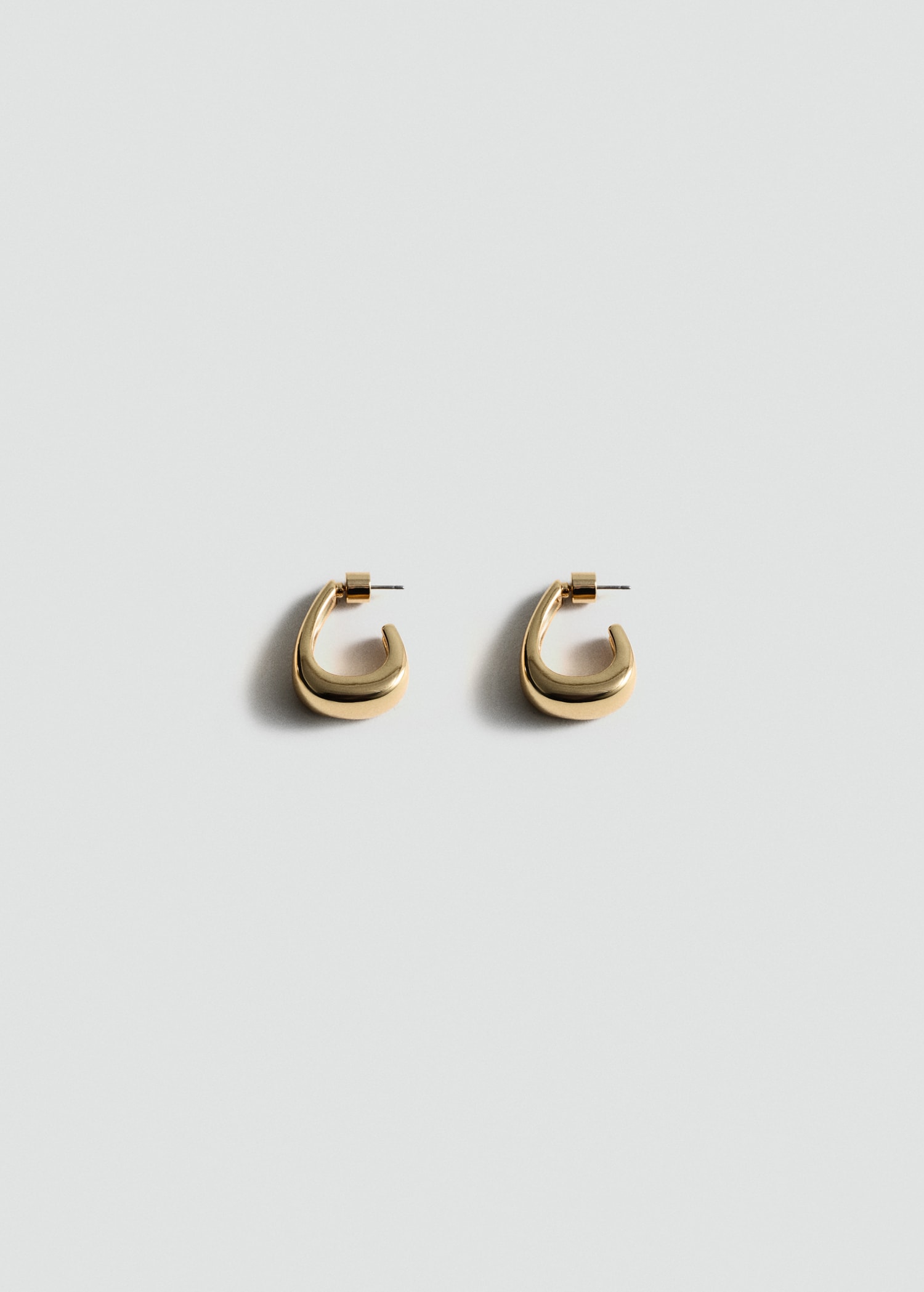 Twisted hoop earrings - Article without model