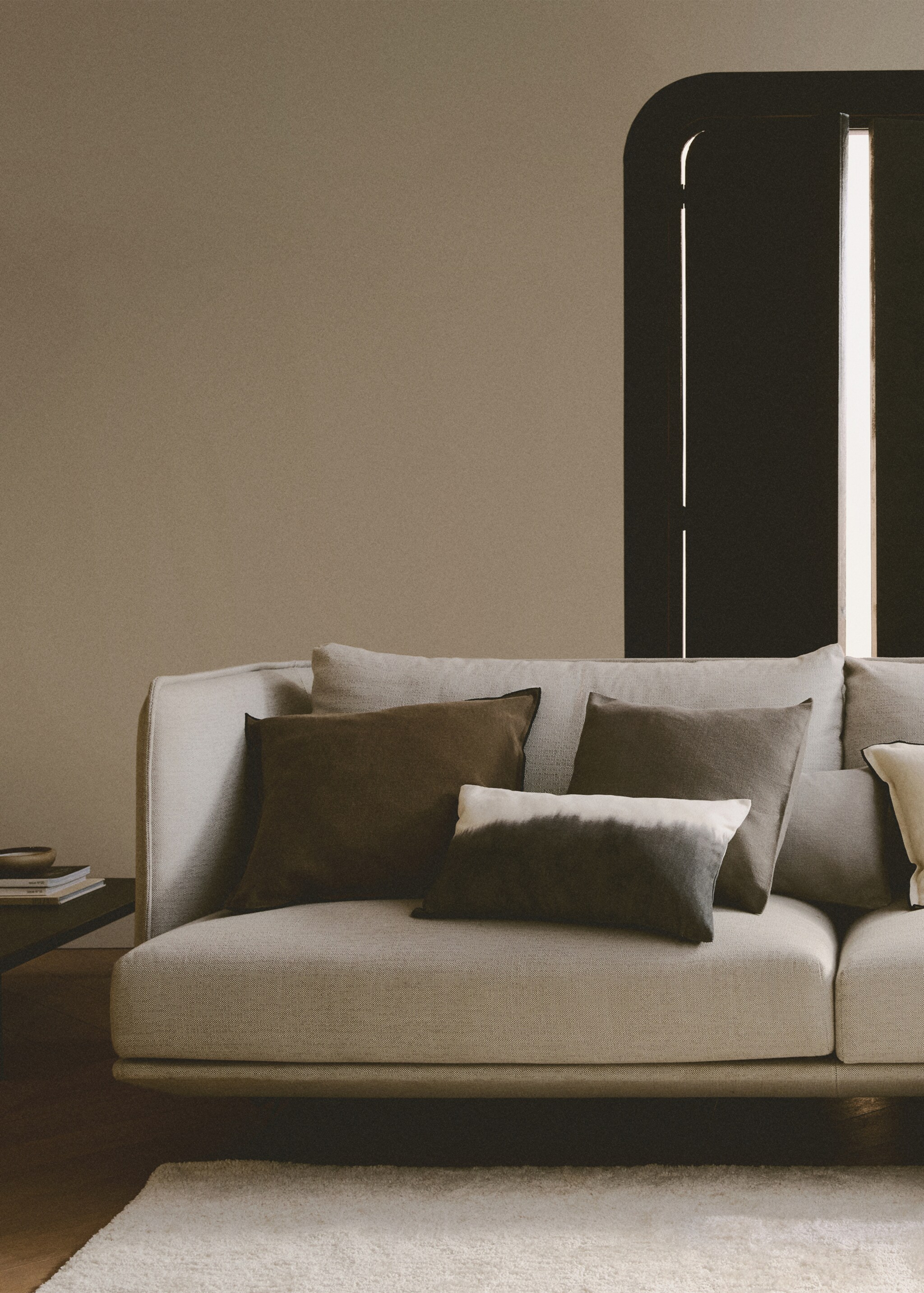 Cotton linen cushion cover with overlock flap 40x60cm - Details of the article 6