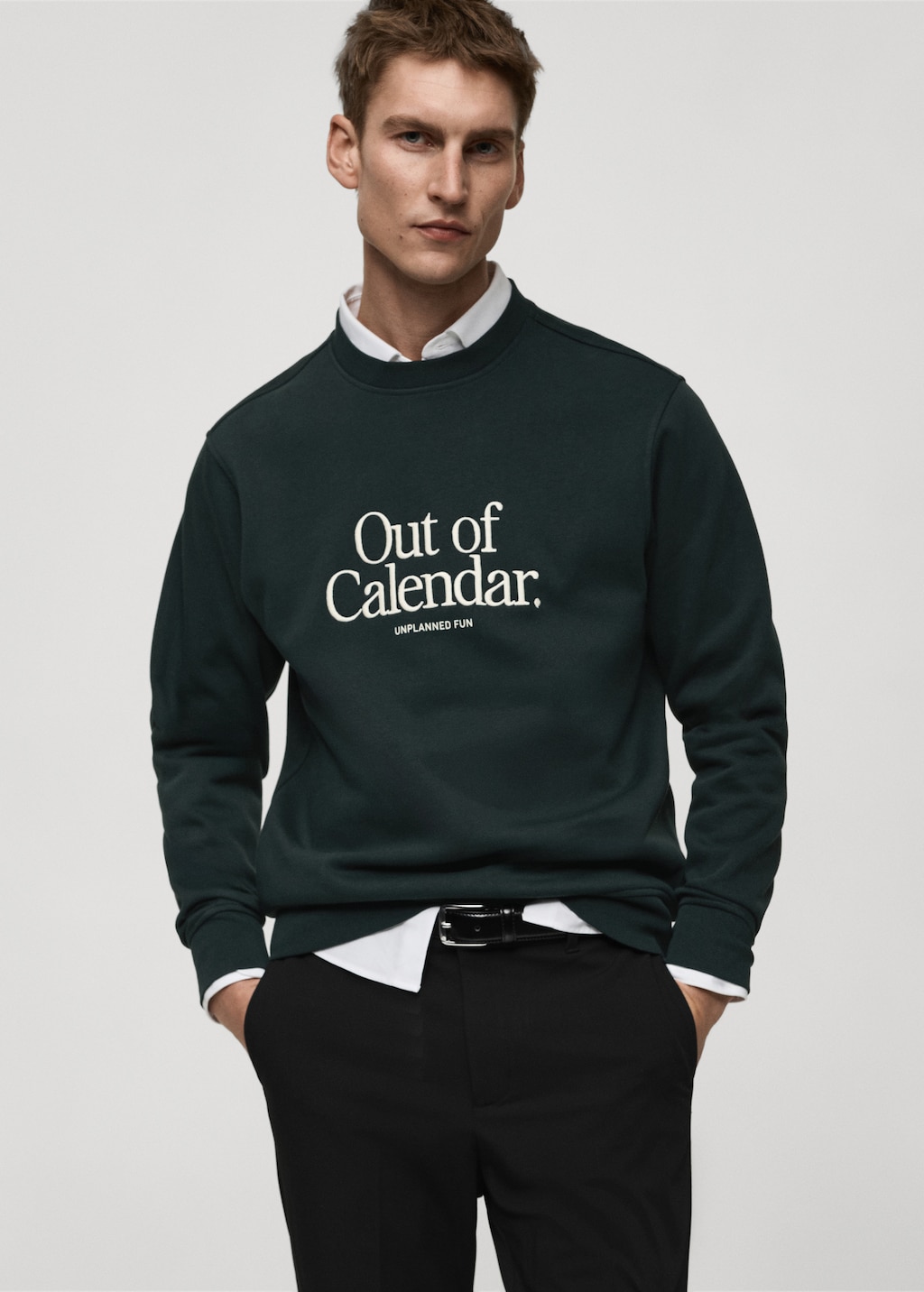Regular-fit zipper-neck sweatshirt - Men | MANGO USA