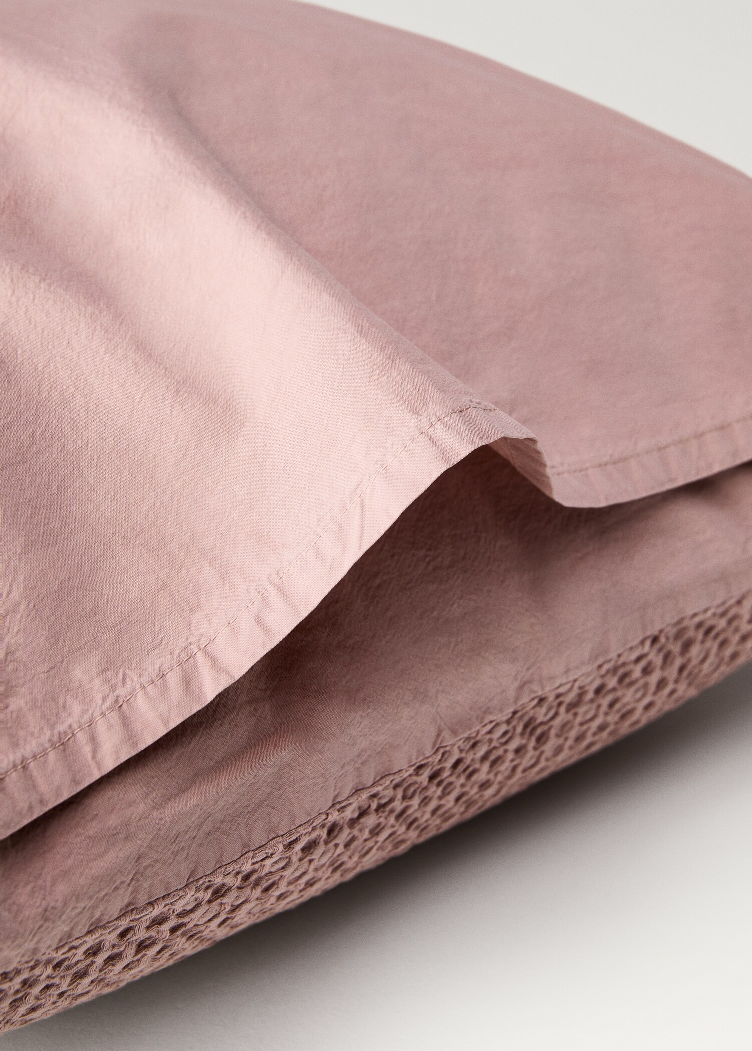 Deux taies d'oreiller en percale de coton gaufré 50x75 cm - Détail de l'article 2
