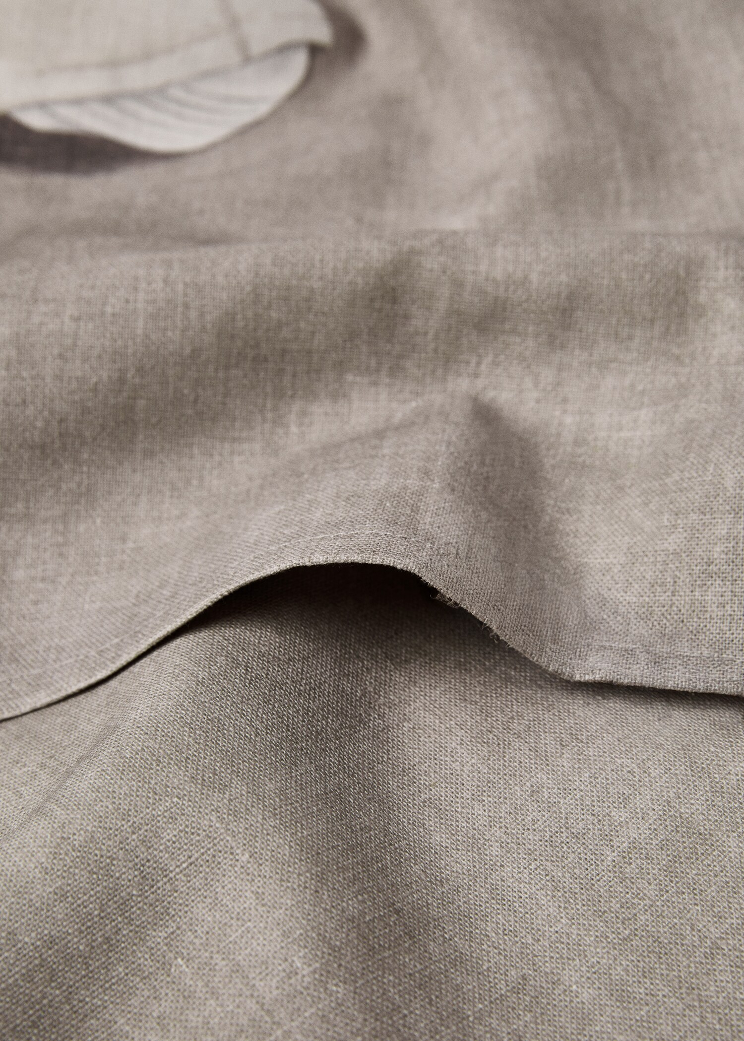 Cotton-linen tableware-print tablecloth for 8 to 10 diners - Details of the article 1
