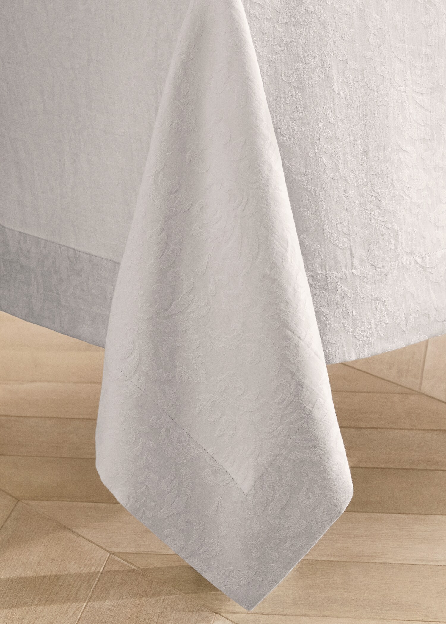 Nappe en coton jacquard fleuri pour 8 à 10 convives - Détail de l'article 8