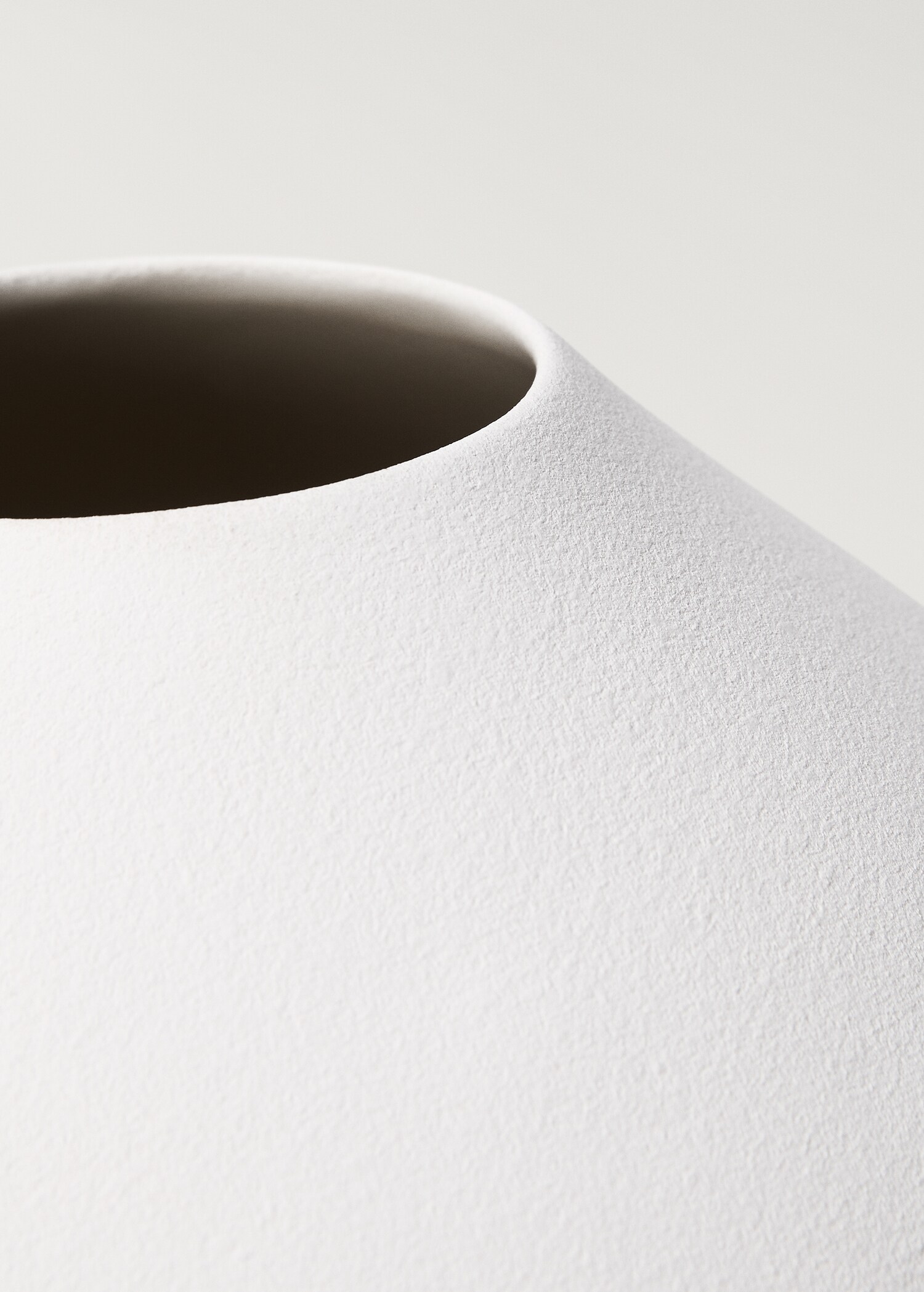 Grande vaso in ceramica finitura opaca - Dettaglio dell'articolo 1