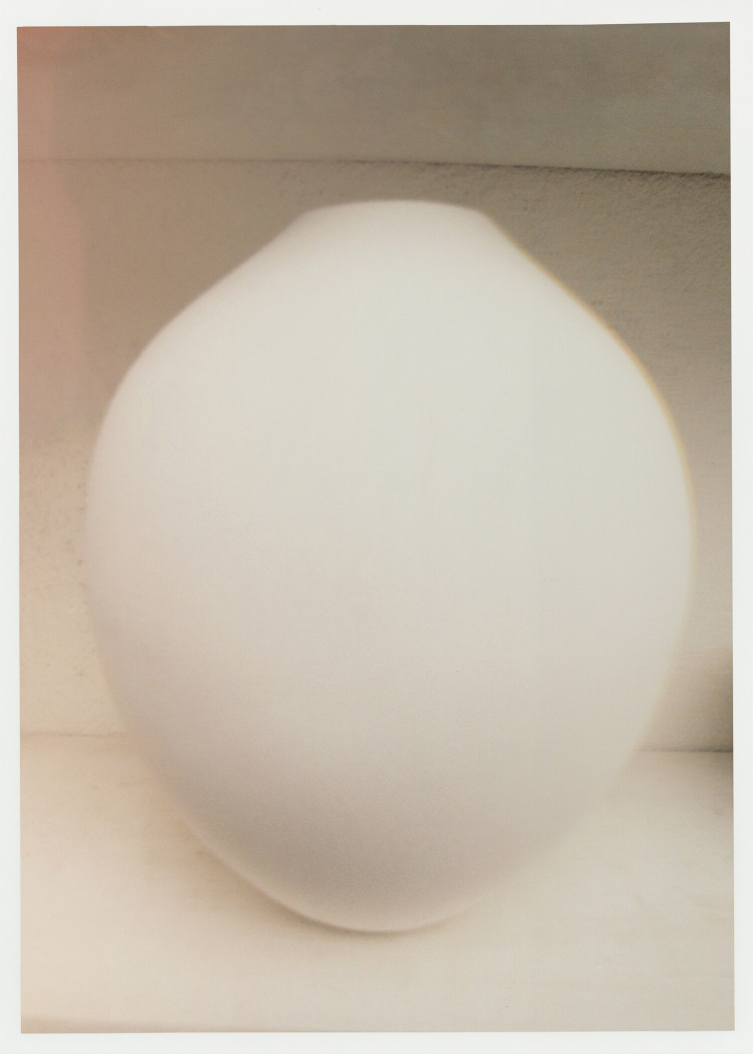 Large matte-finish earthenware vase - Details of the article 7