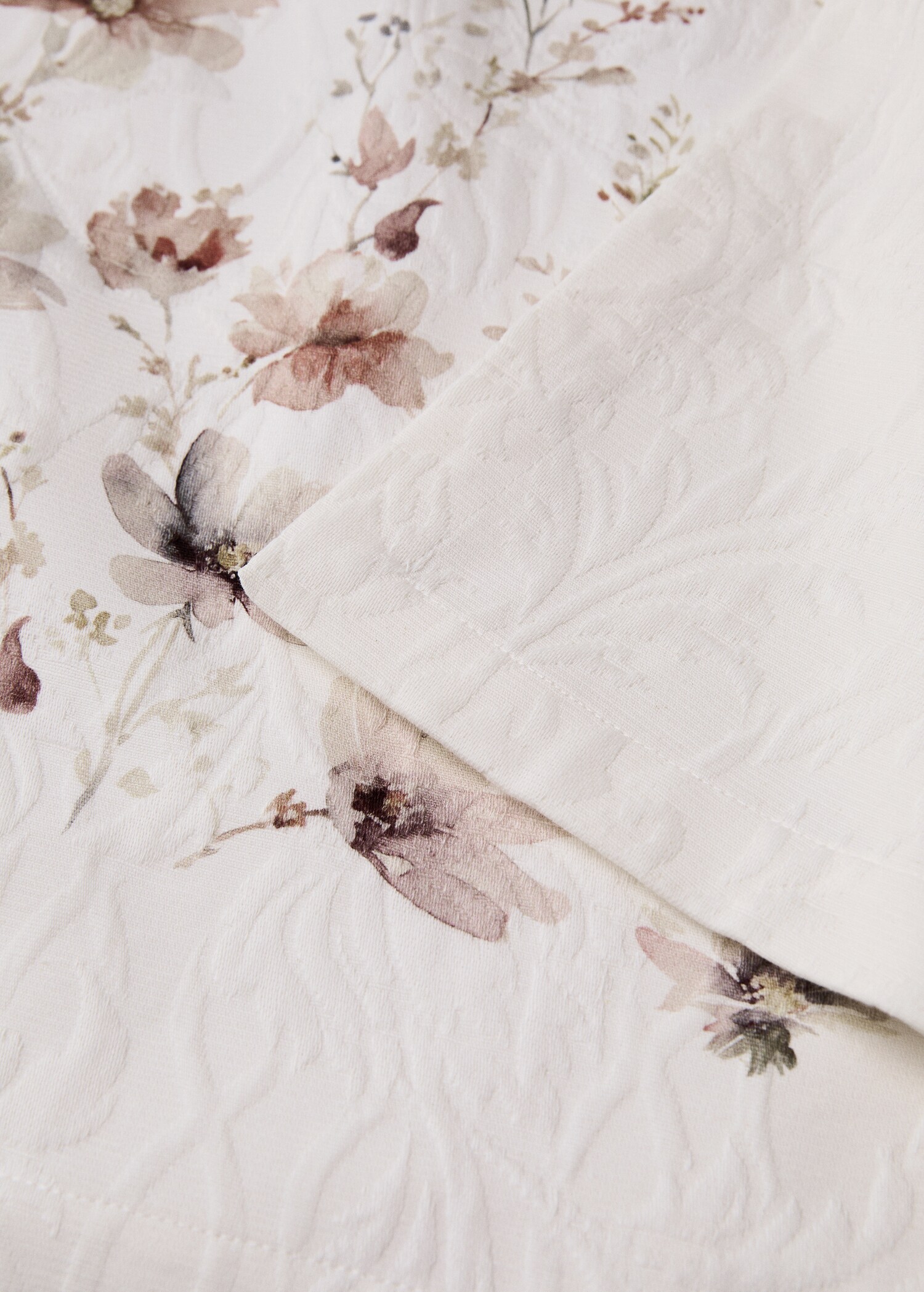 Jacquard tablecloth with mini-flower print for 2 to 4 diners - Details of the article 2