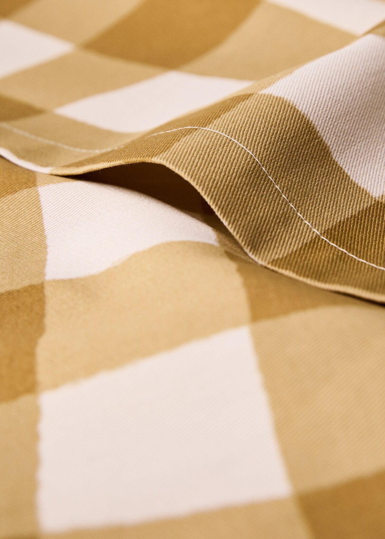 Check cotton tablecloth for 6 to 8 diners - Details of the article 1
